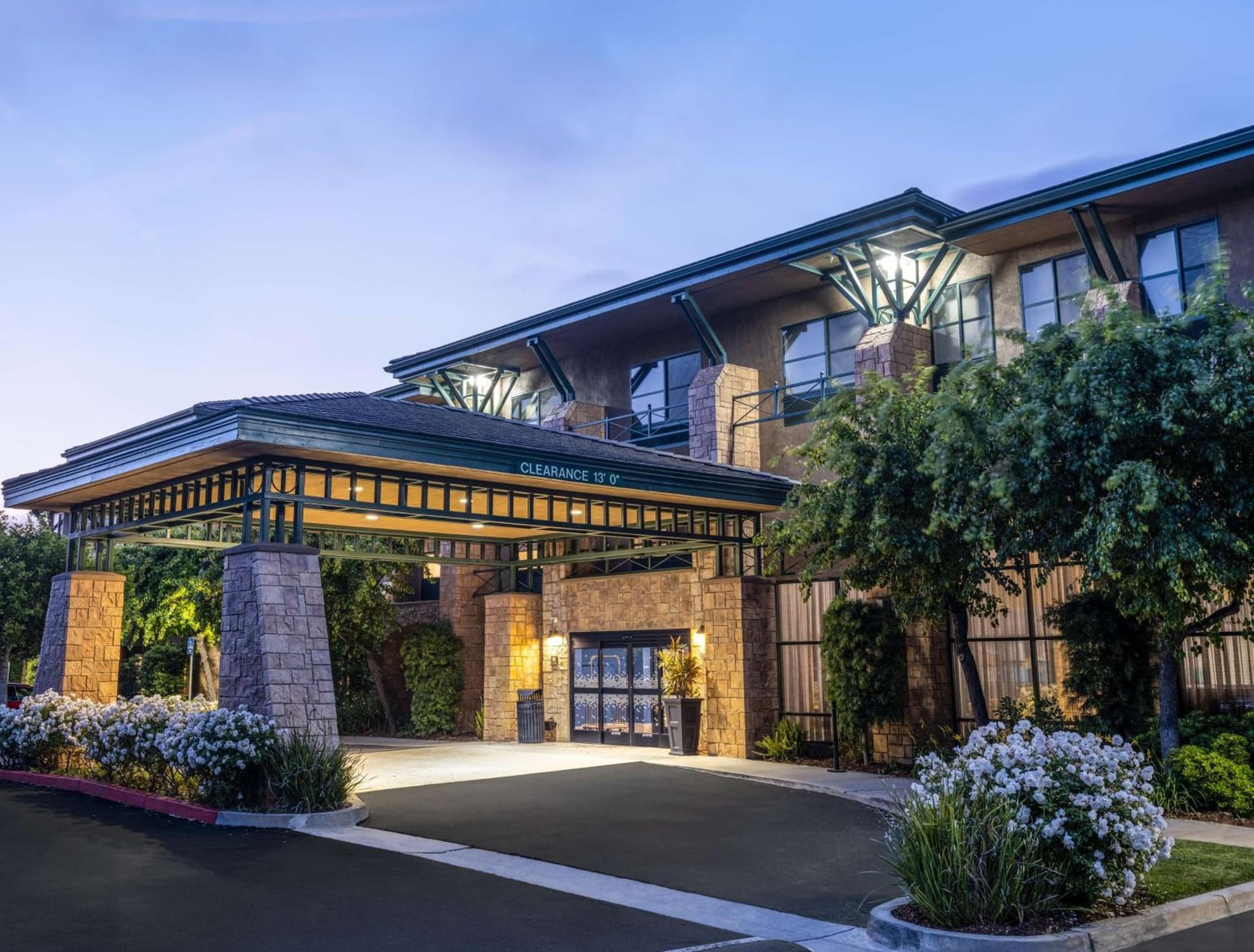 Hampton Inn & Suites Agoura Hills gallery photo in Agoura Hills, CA — image 16