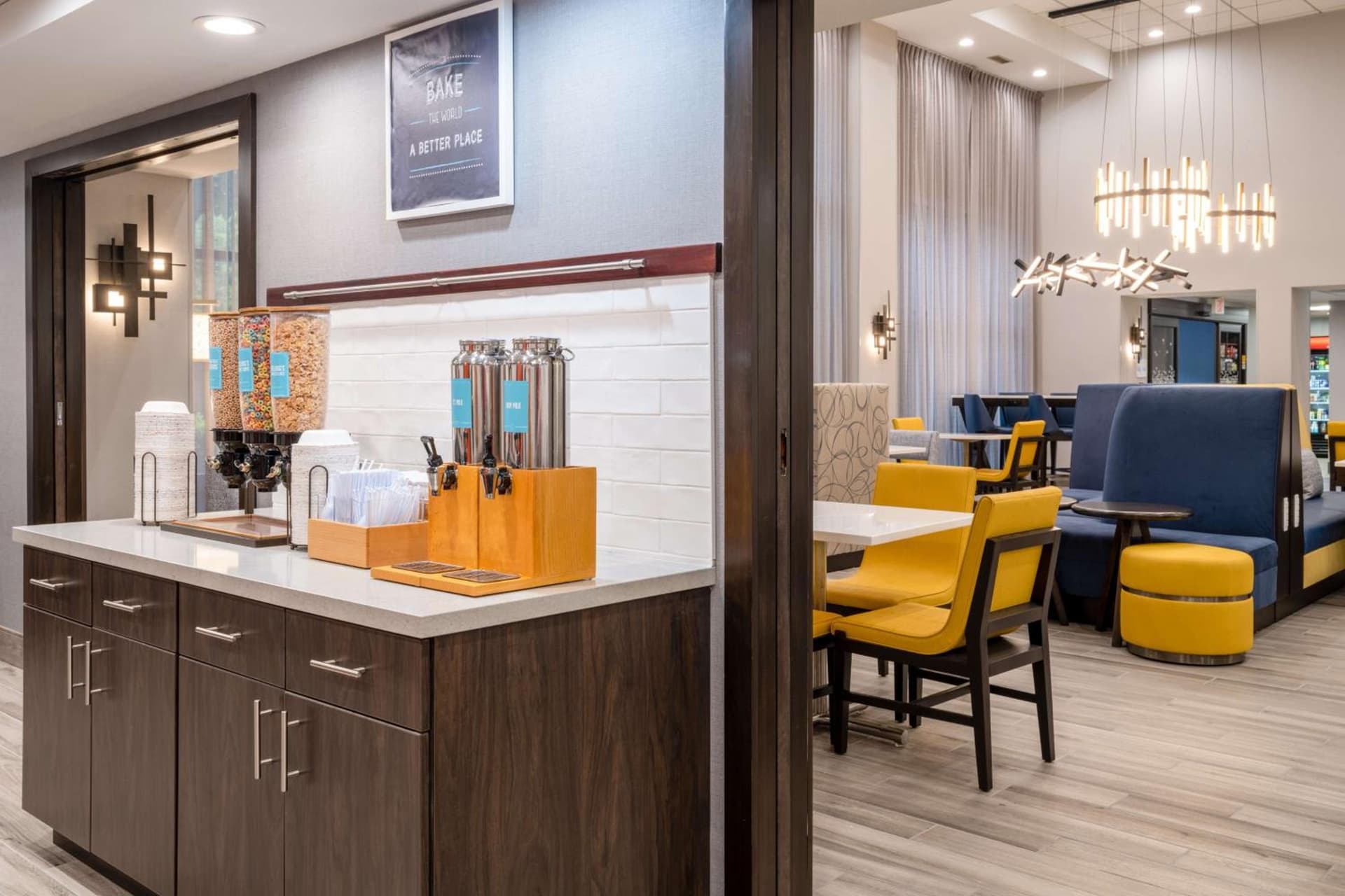 Hampton Inn & Suites Agoura Hills gallery photo in Agoura Hills, CA — image 72