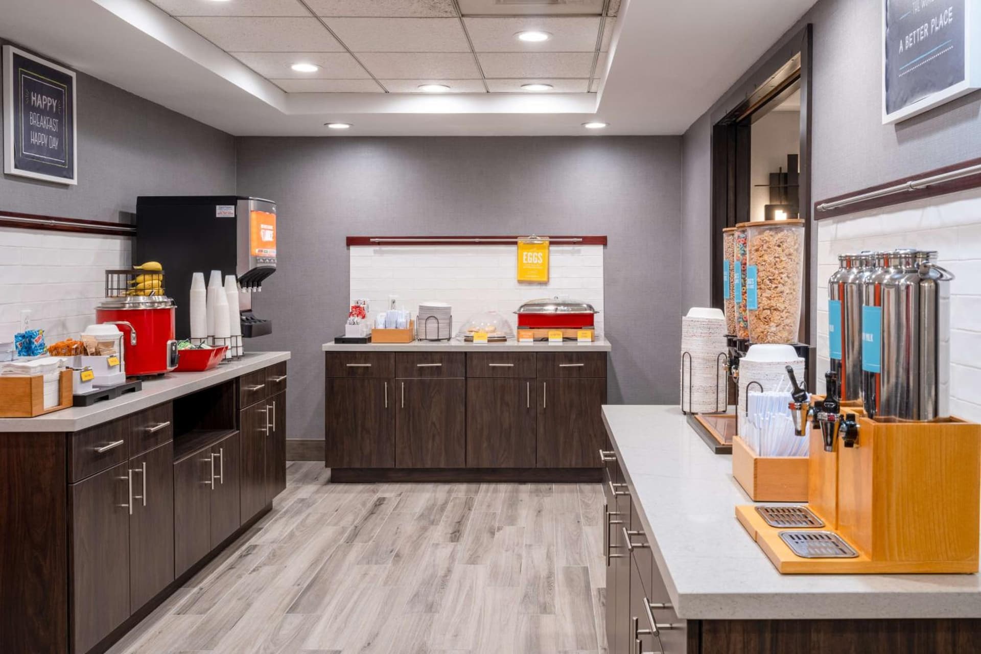 Hampton Inn & Suites Agoura Hills gallery photo in Agoura Hills, CA — image 26