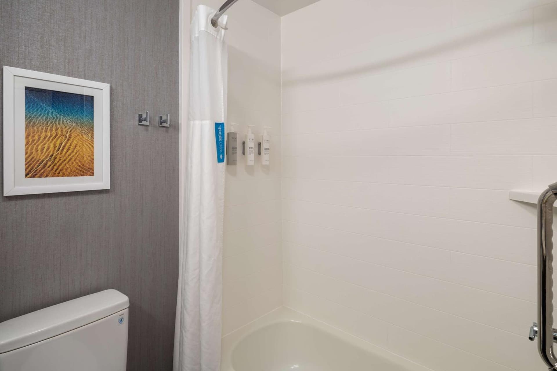 Hampton Inn & Suites Agoura Hills gallery photo in Agoura Hills, CA — image 52