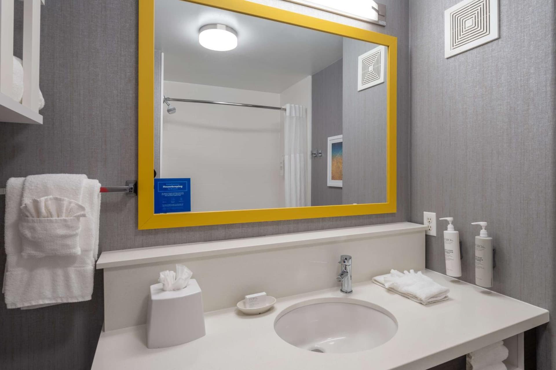 Hampton Inn & Suites Agoura Hills gallery photo in Agoura Hills, CA — image 18