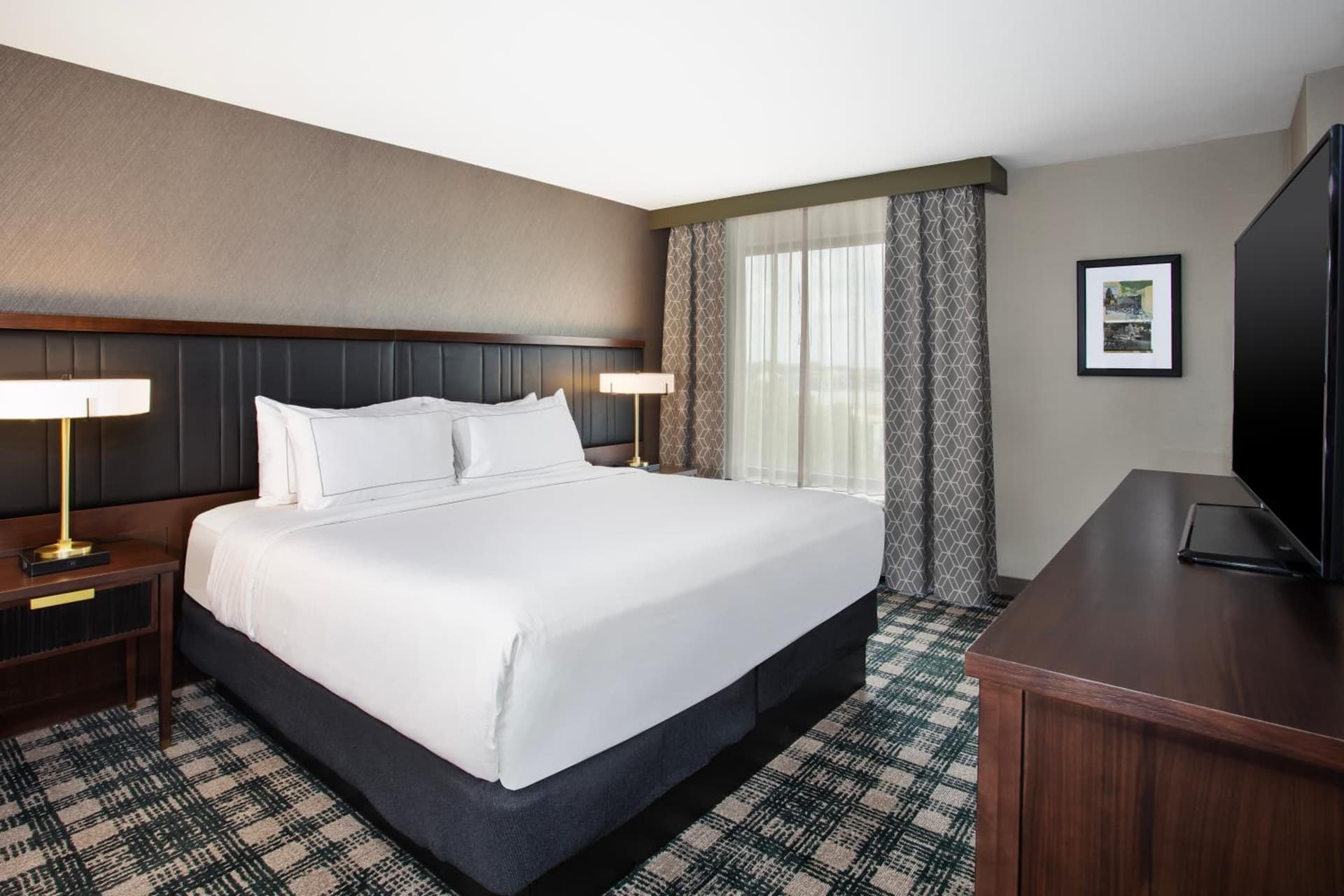 DoubleTree by Hilton Lansing gallery photo in Lansing, MI — image 21