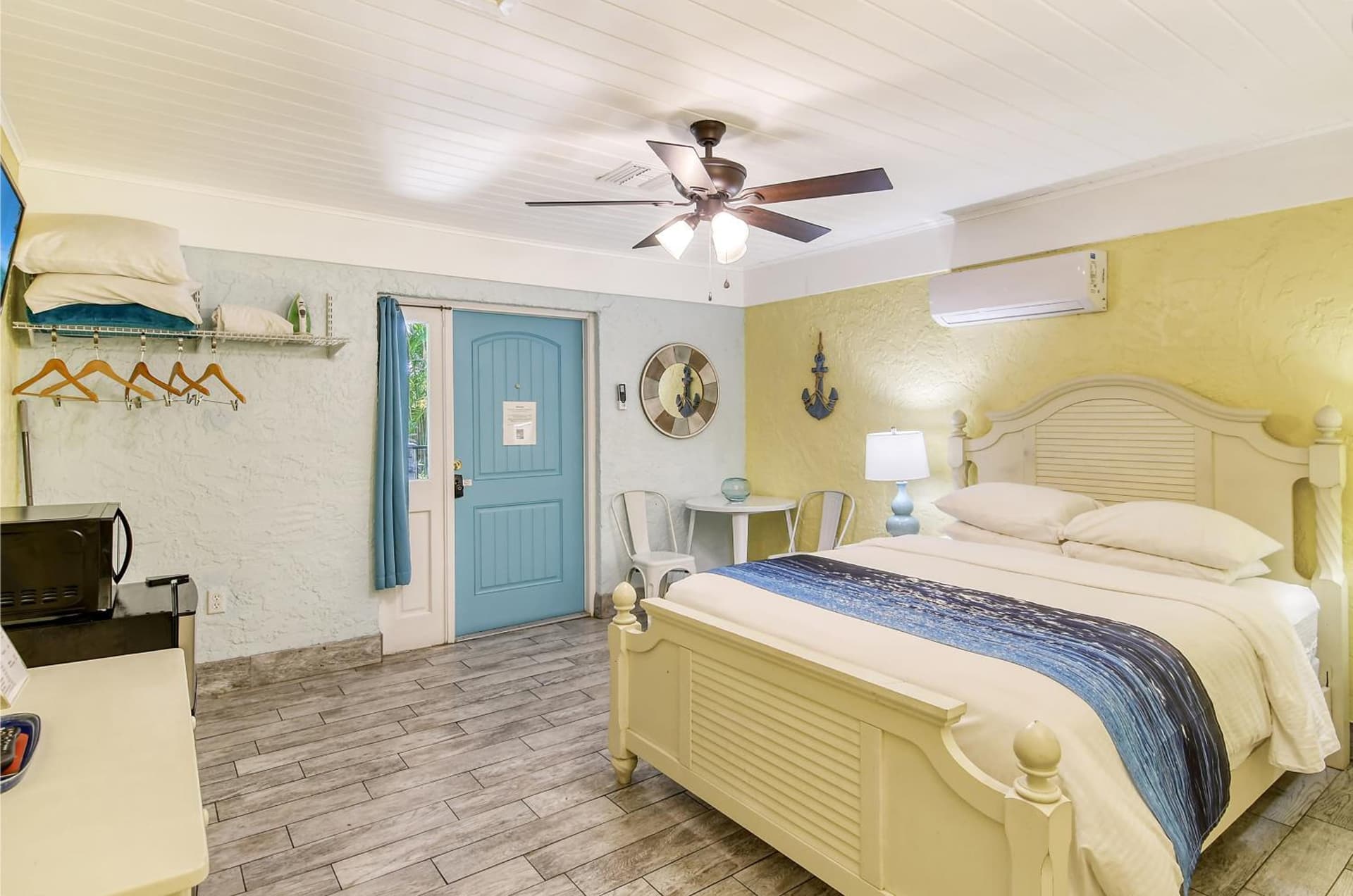 Siesta Key Palms Resort gallery photo in Sarasota, FL — image 106