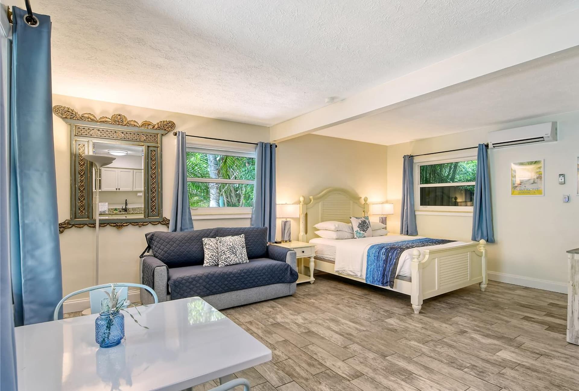 Siesta Key Palms Resort gallery photo in Sarasota, FL — image 241