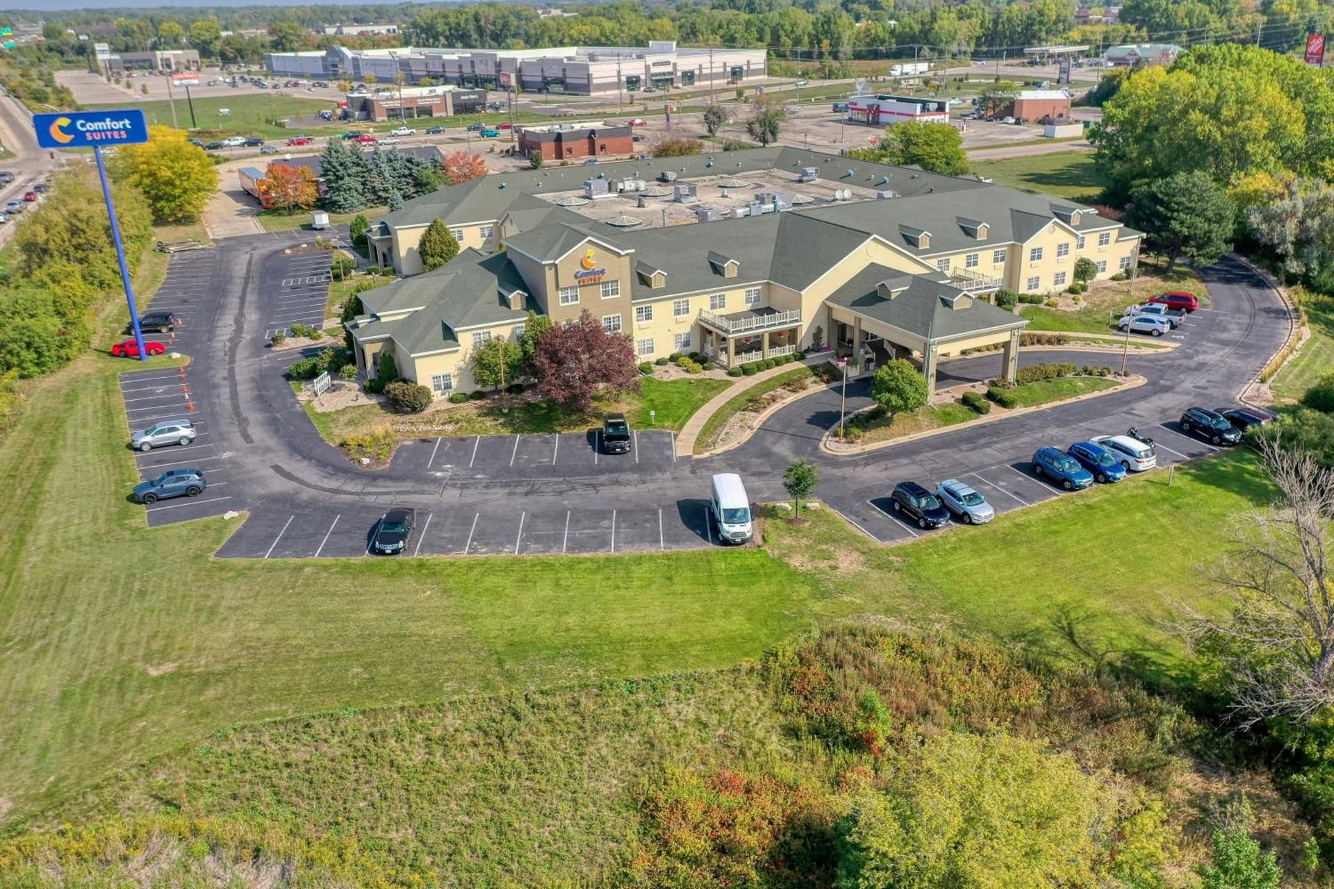 Comfort Suites Appleton Airport gallery photo in Appleton, WI — image 62