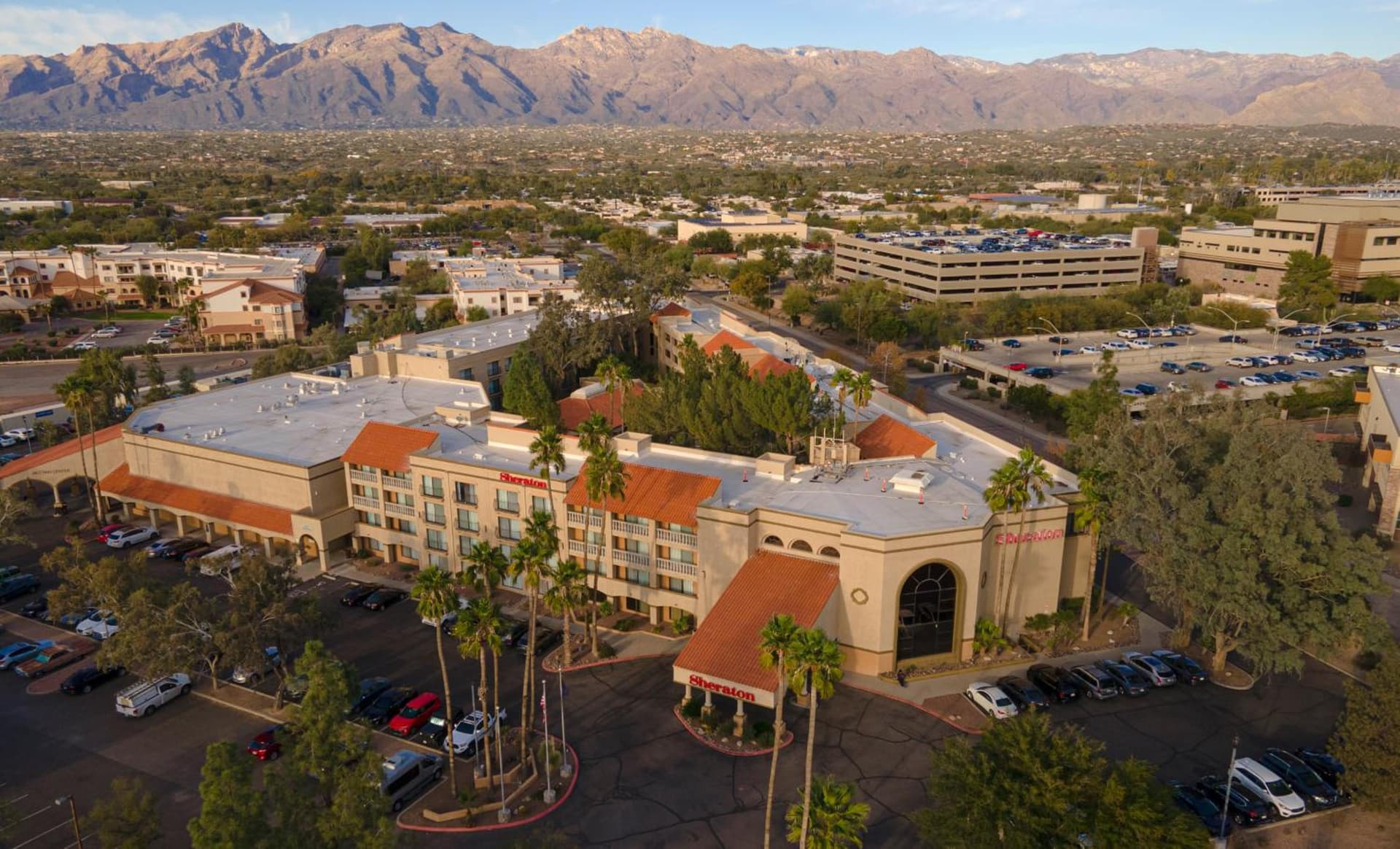 Sheraton Tucson Hotel & Suites — hotel in Tucson, Arizona