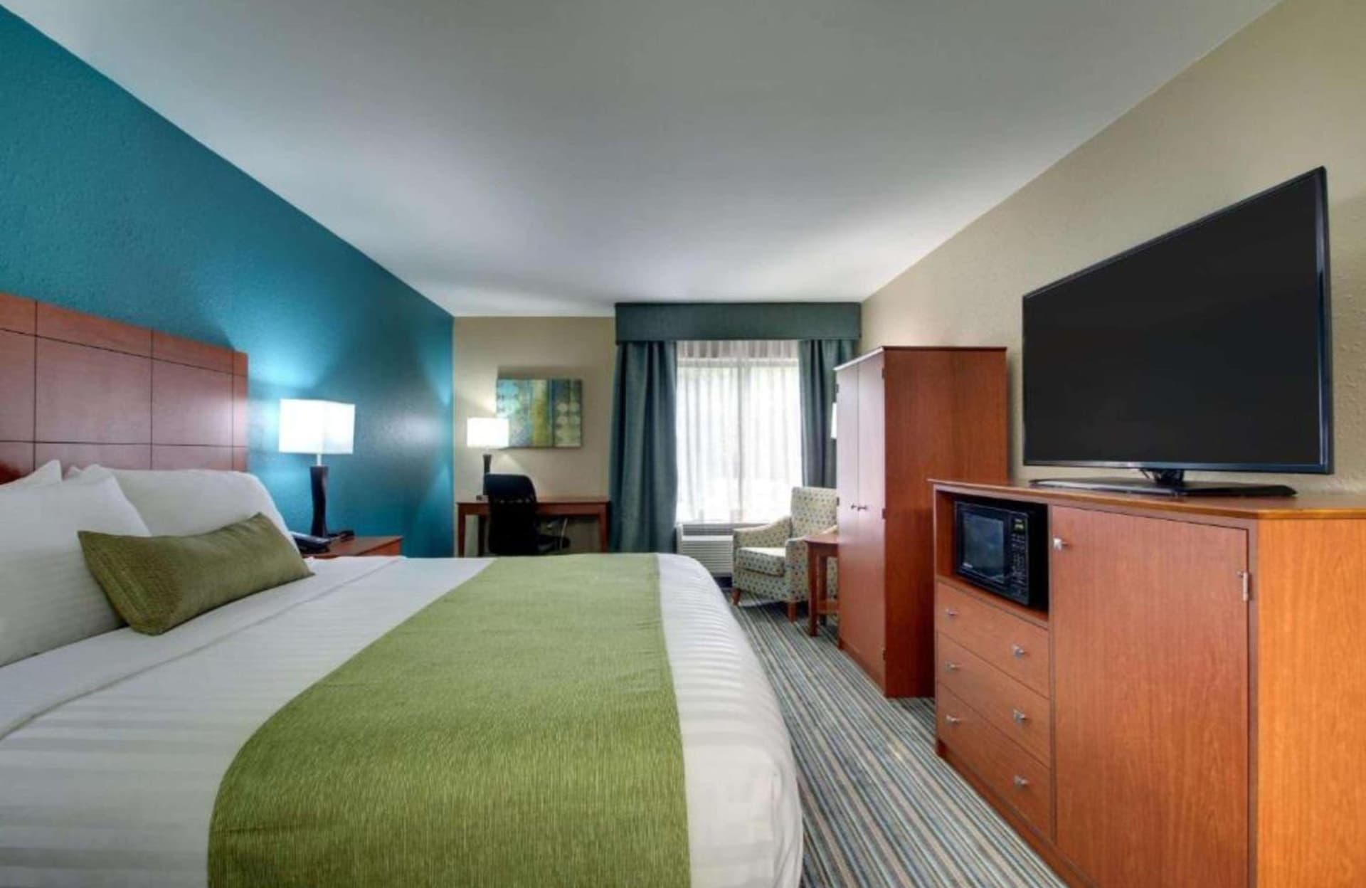 Best Western Eagles Inn property views in Morehead, KY — gallery photo 3