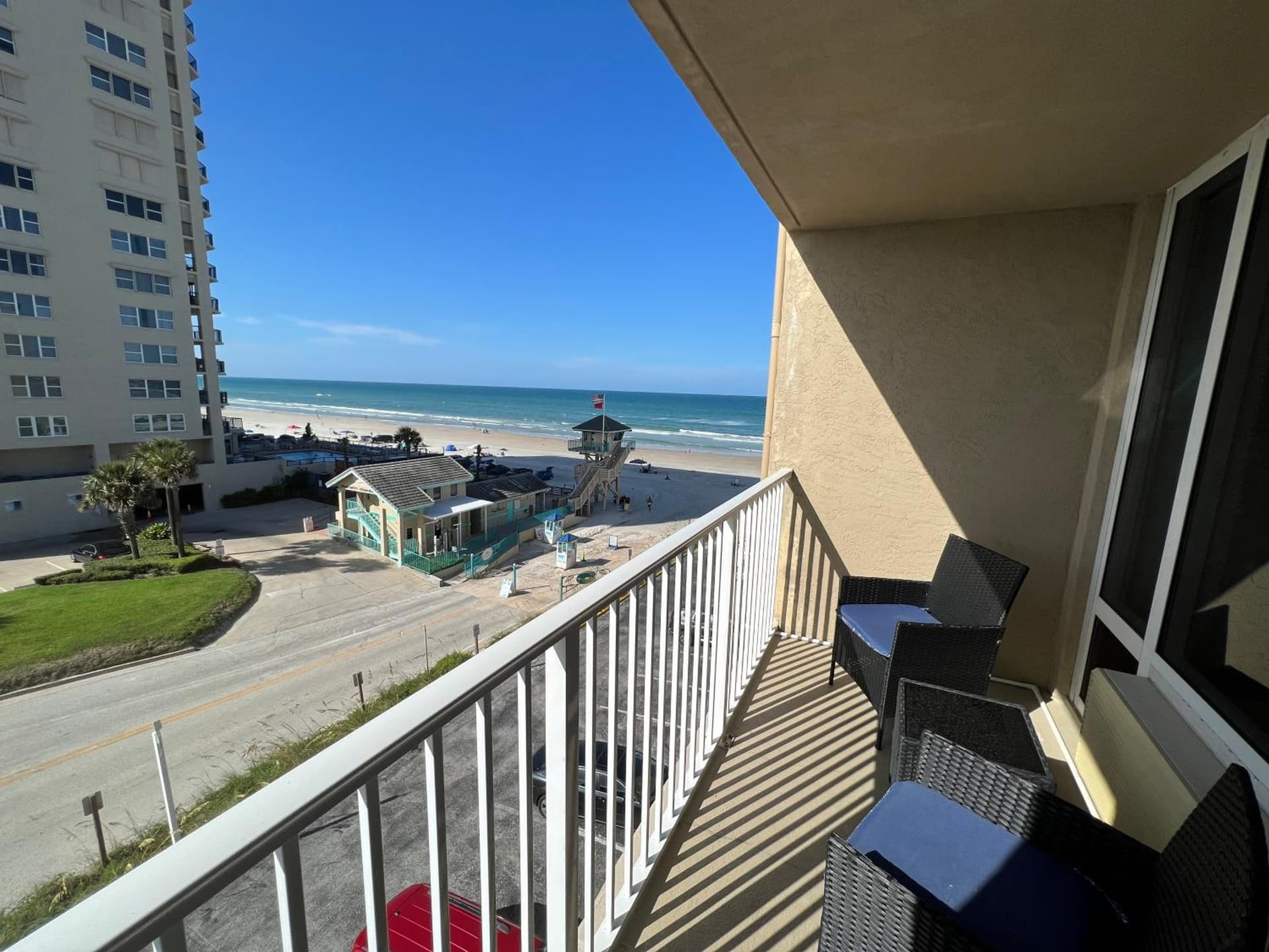 Pirates Cove 4th Floor Balcony Remodeled Condo property views in Daytona Beach, FL — gallery photo 3