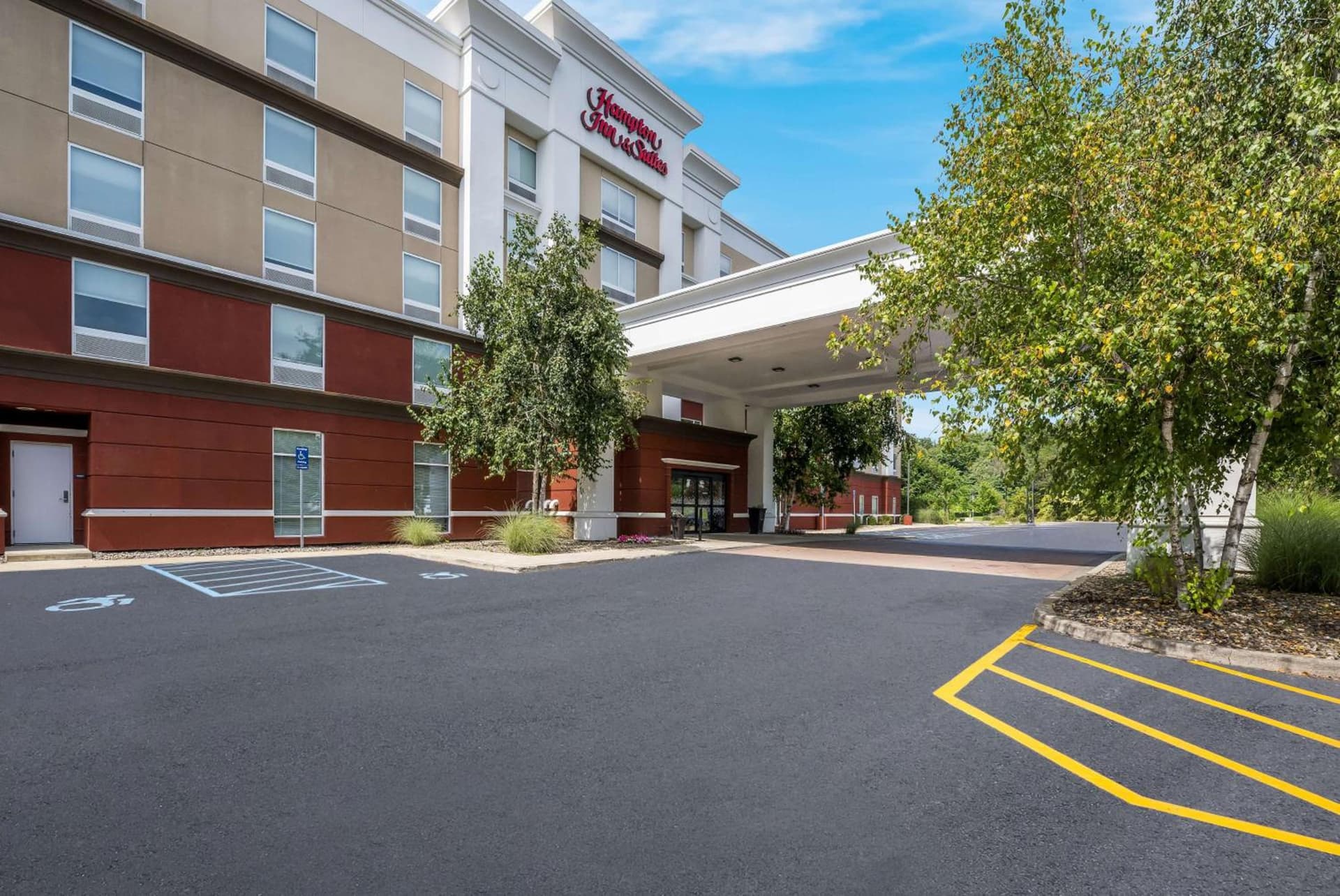 Hampton Inn & Suites Poughkeepsie gallery photo in Spackenkill, NY — image 36