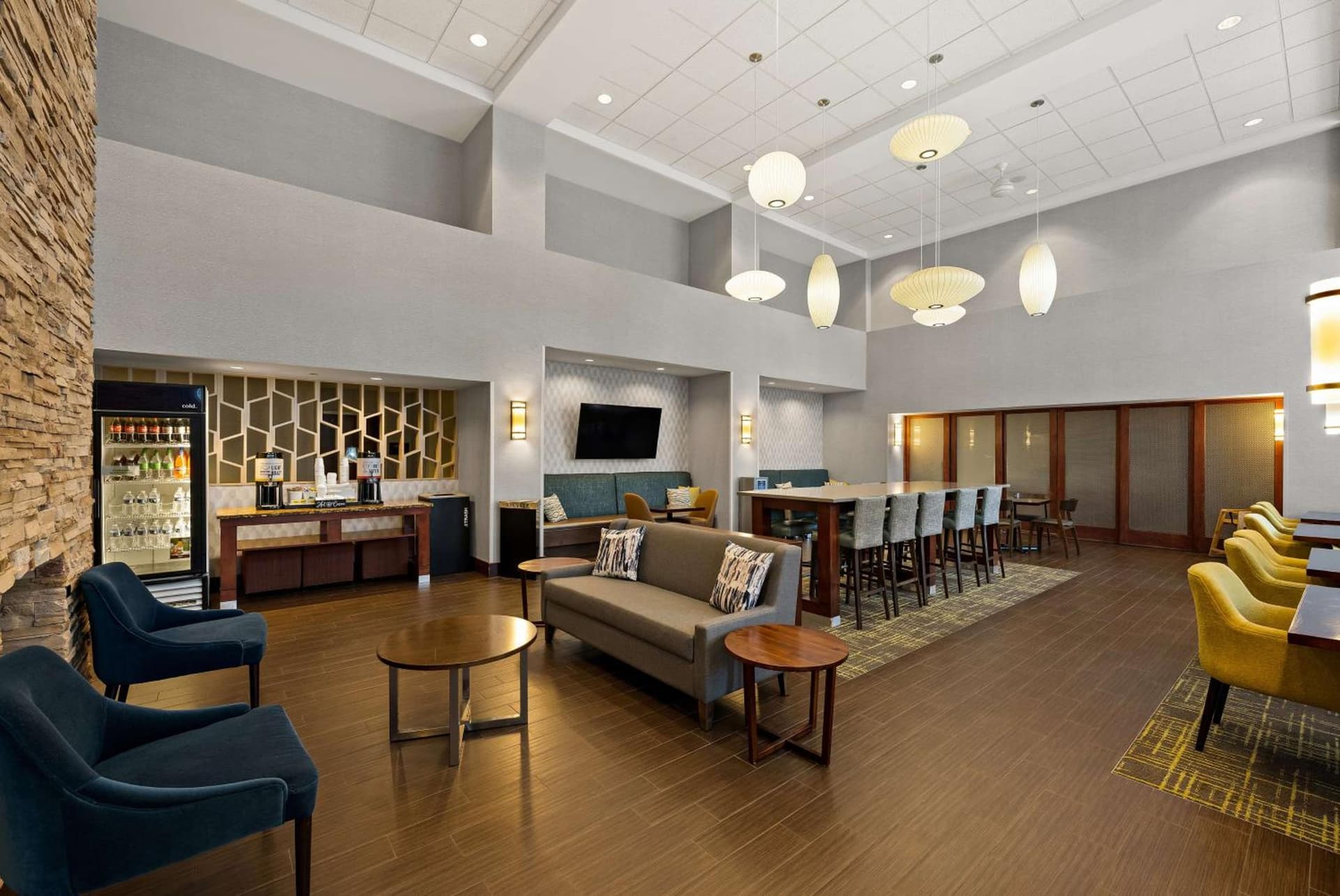 Hampton Inn & Suites Poughkeepsie gallery photo in Spackenkill, NY — image 42