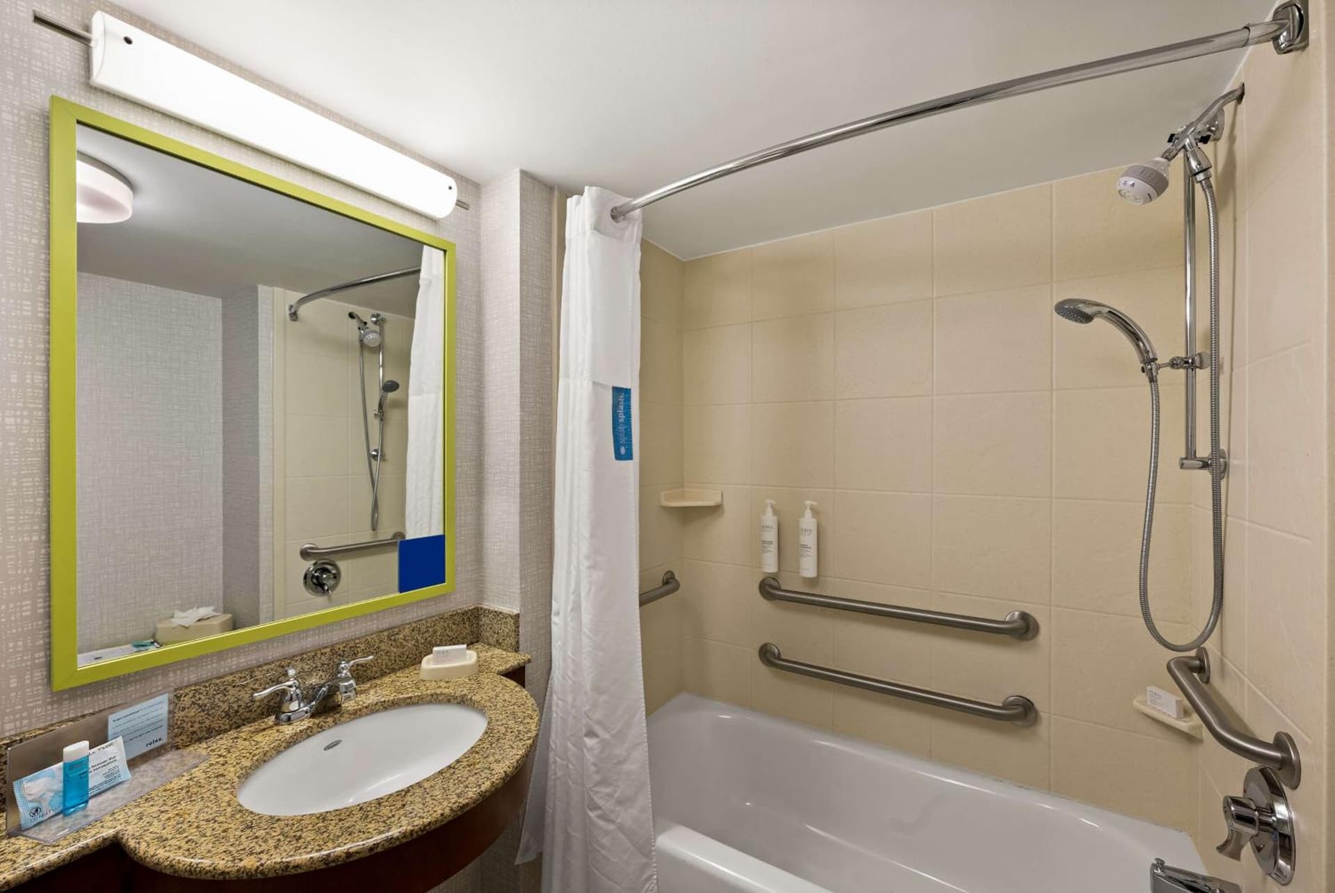 Hampton Inn & Suites Poughkeepsie gallery photo in Spackenkill, NY — image 8