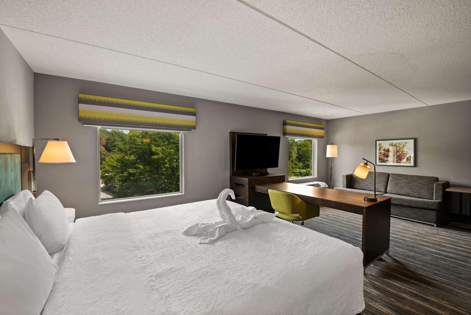 Hampton Inn & Suites Poughkeepsie gallery photo in Spackenkill, NY — image 33