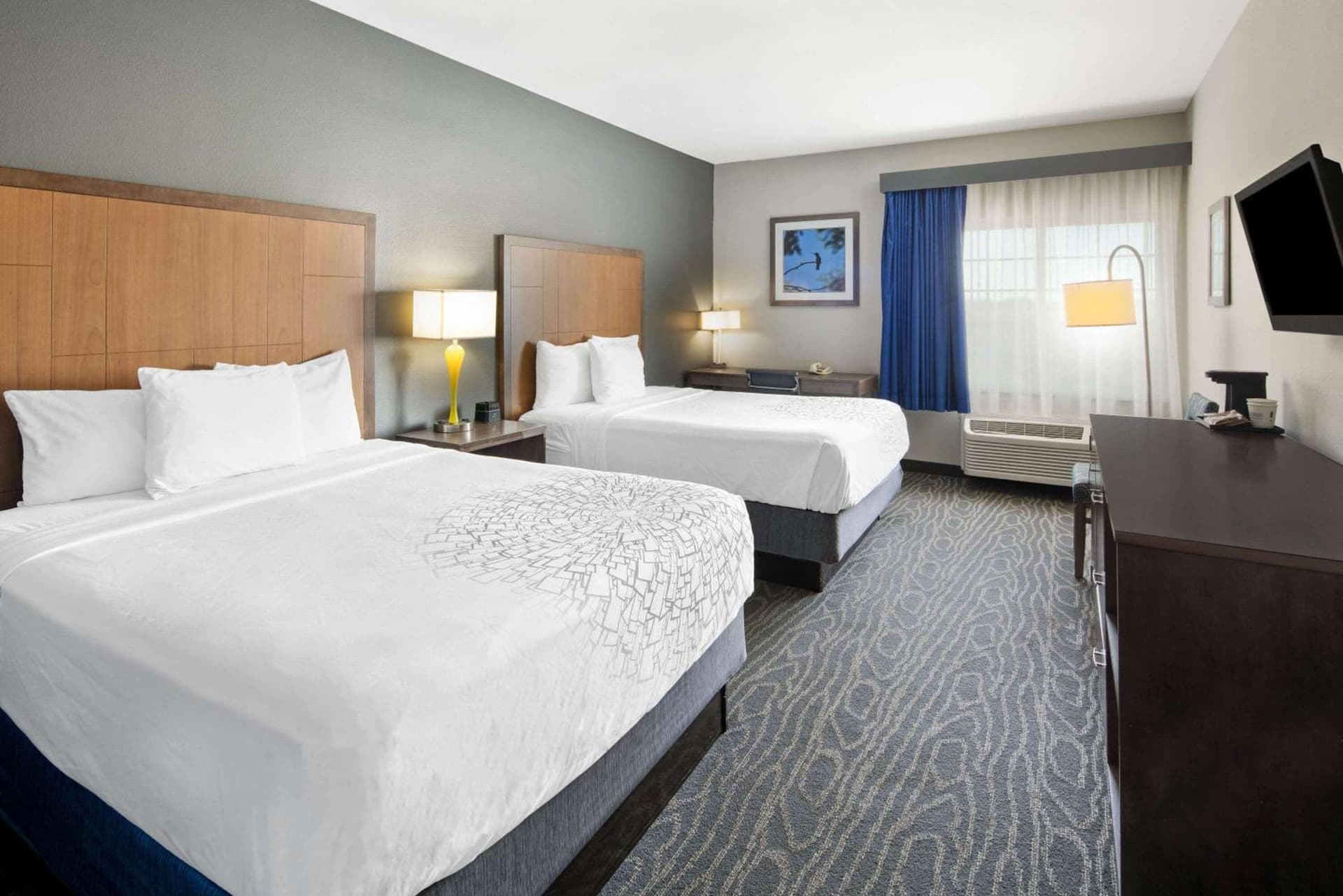 La Quinta Inn & Suites by Wyndham Mercedes Outlet Mall gallery photo in Mercedes, TX — image 17