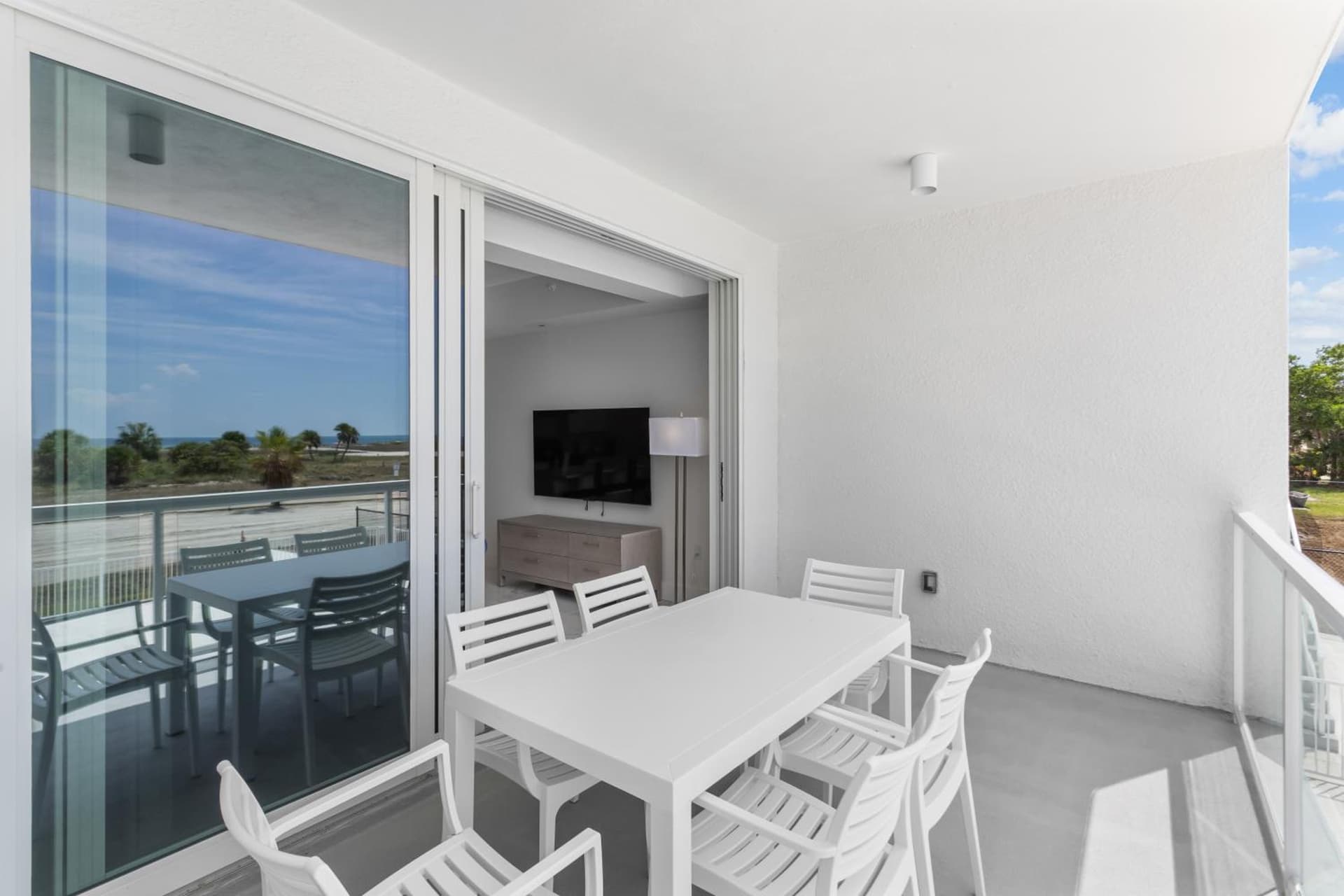 Ocean Club Treasure Island Hotel gallery photo in Treasure Island, FL — image 117