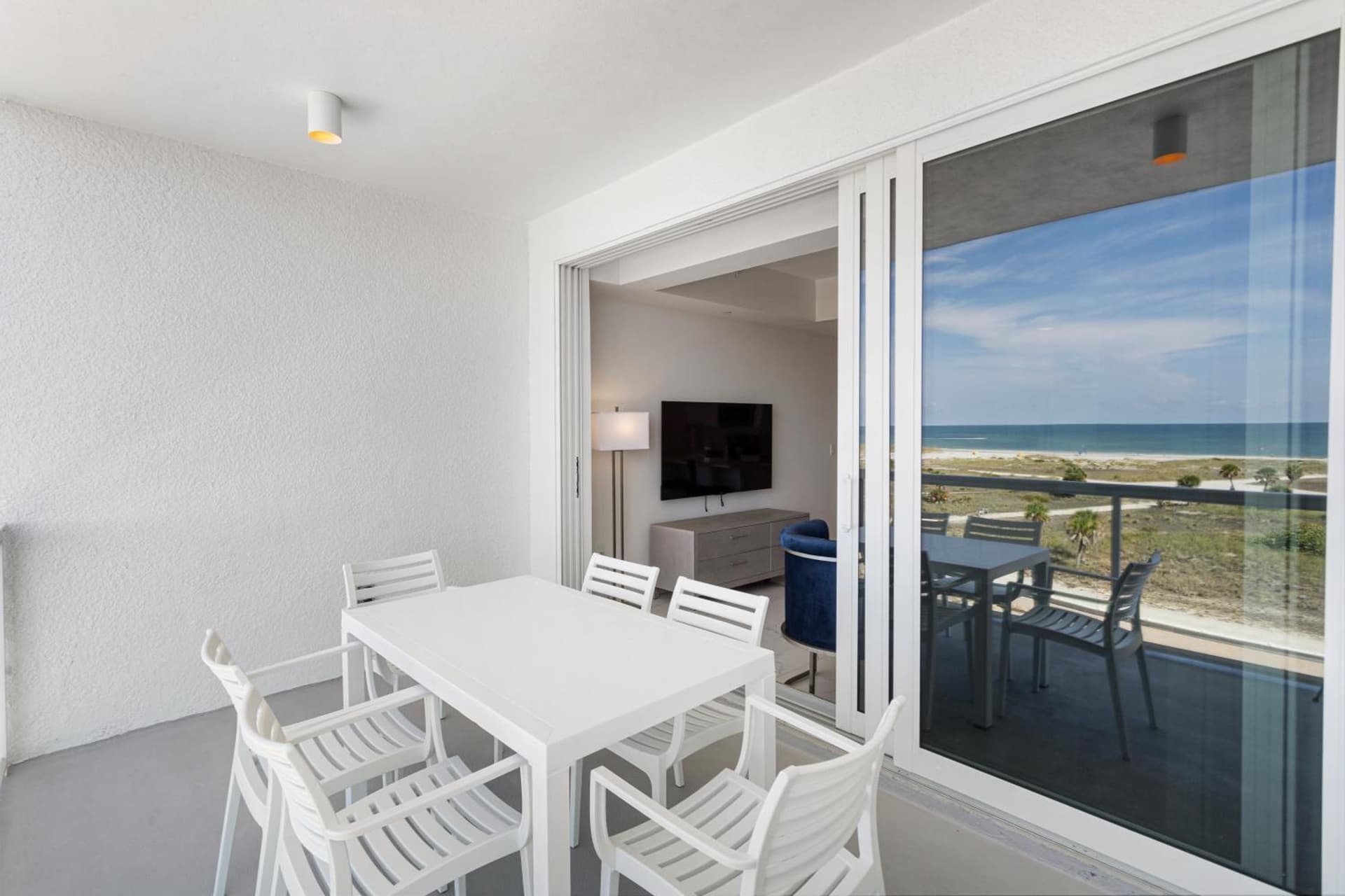 Ocean Club Treasure Island Hotel gallery photo in Treasure Island, FL — image 37
