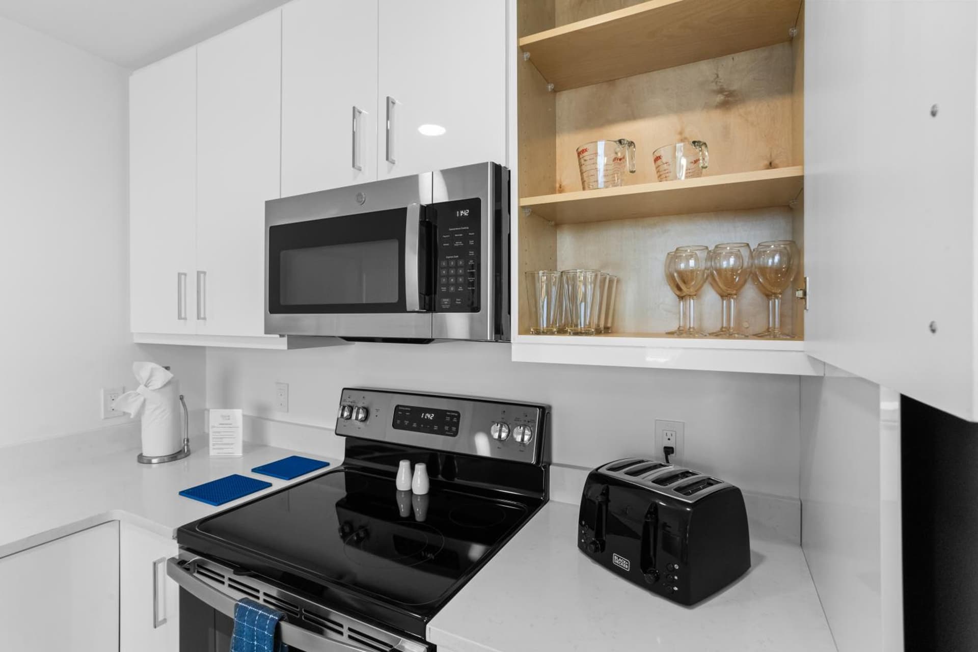 Ocean Club Treasure Island Hotel property views in Treasure Island, FL — gallery photo 3