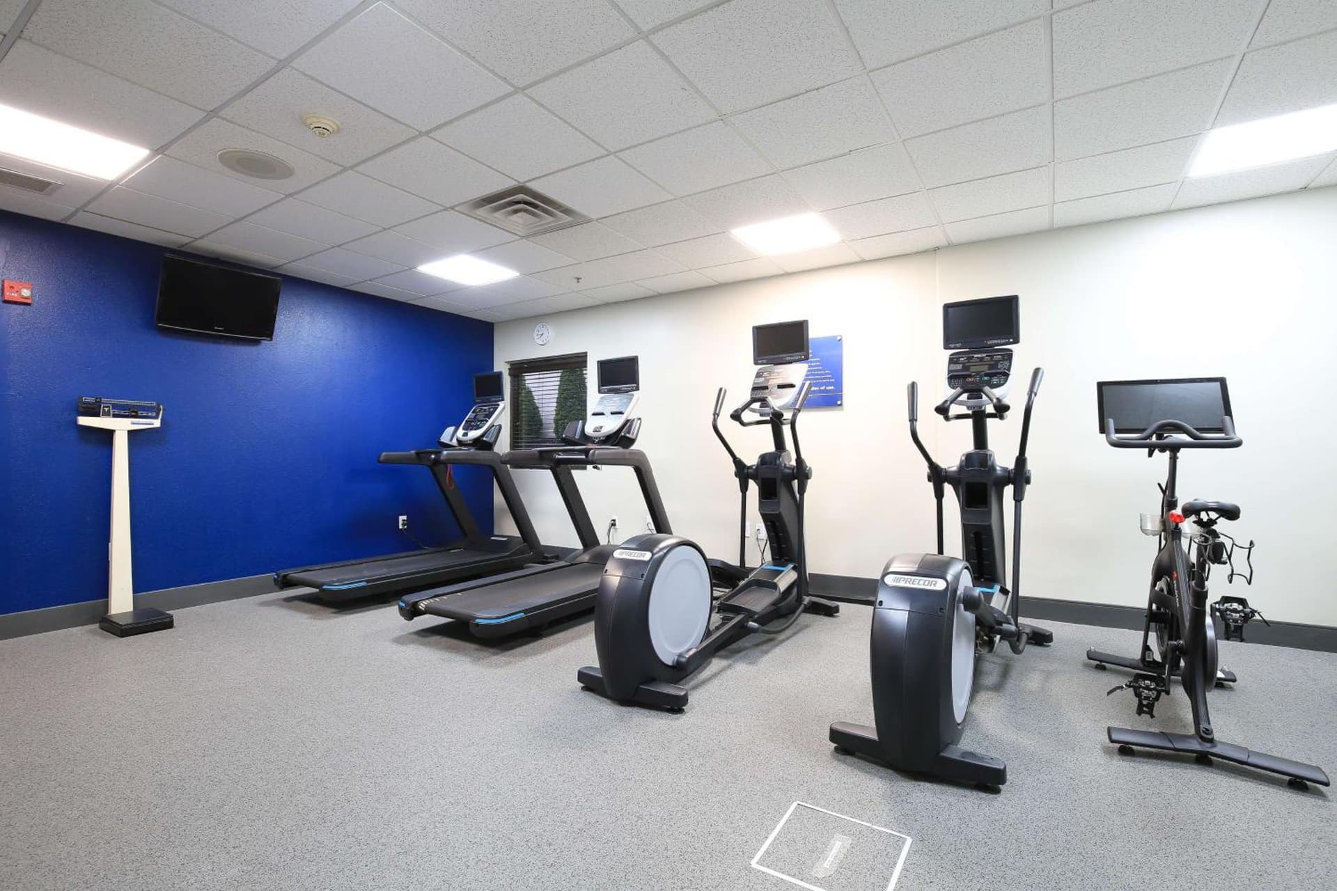Hampton Inn Bordentown property views in Bordentown, NJ — gallery photo 3