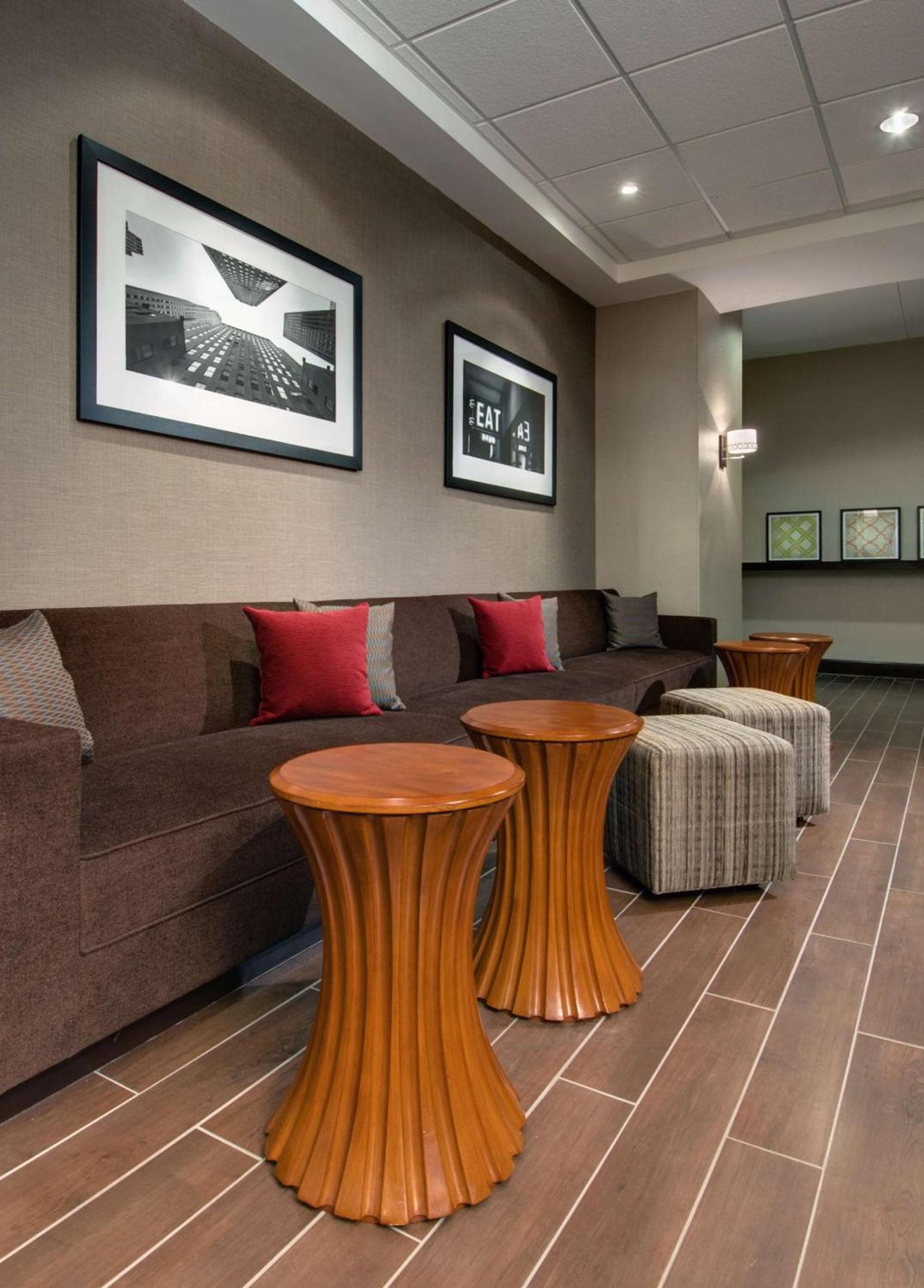 Hampton Inn & Suites Milwaukee Downtown property views in Milwaukee, WI — gallery photo 3