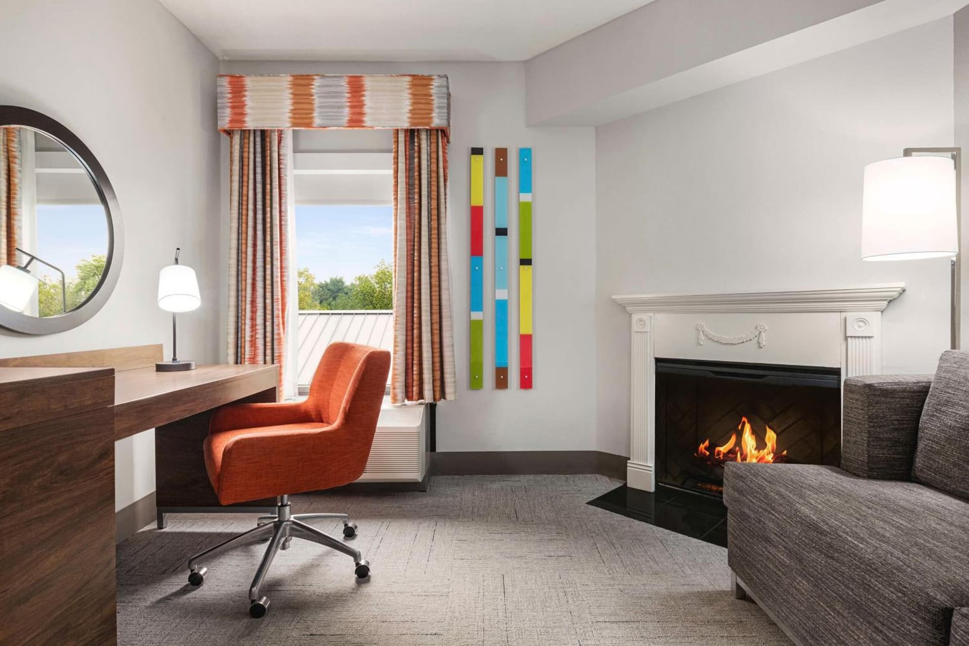 Hampton Inn Quakertown interior in Quakertown, PA — gallery photo 2