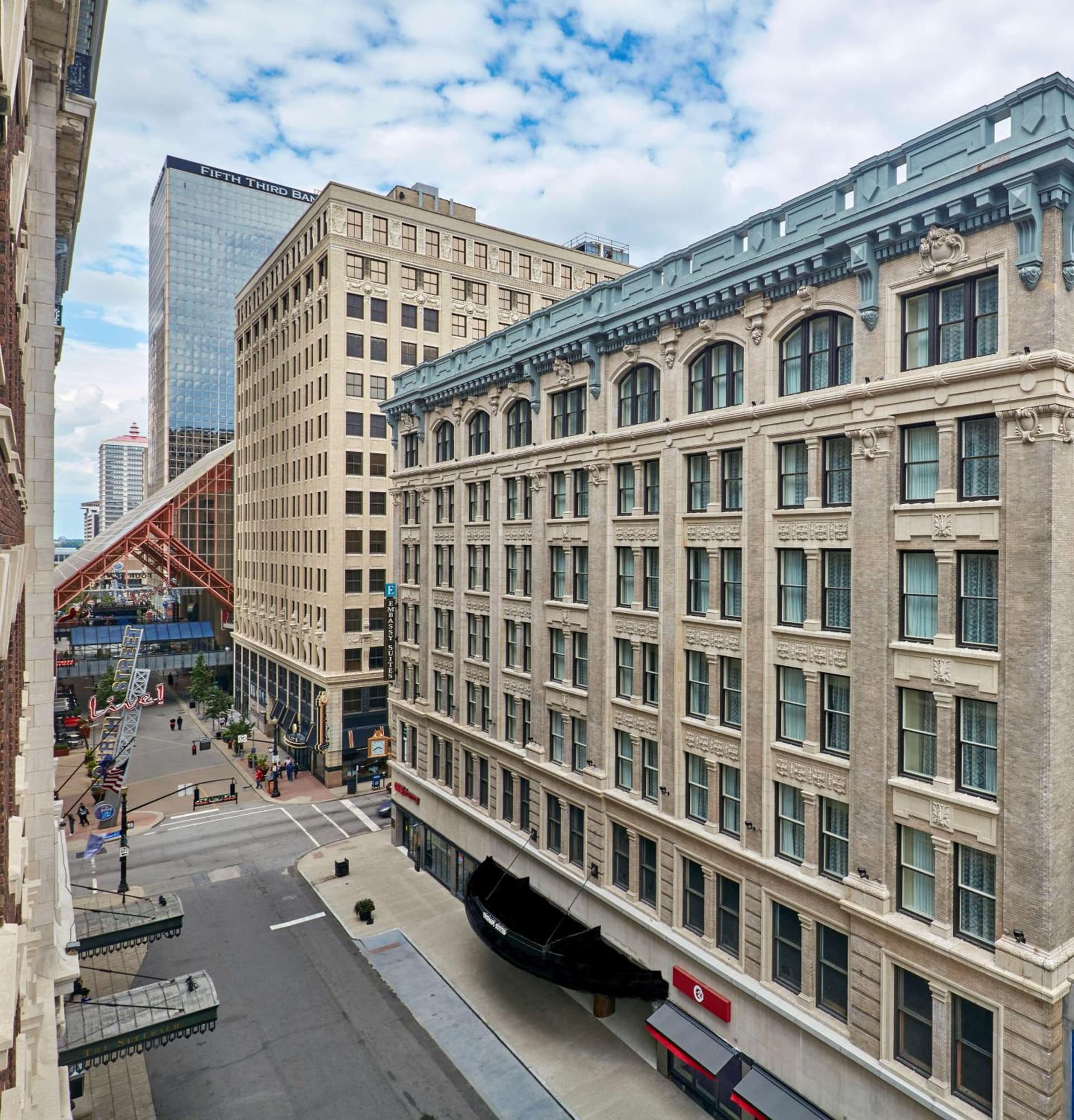 Embassy Suites Louisville Downtown property views in Louisville, KY — gallery photo 3