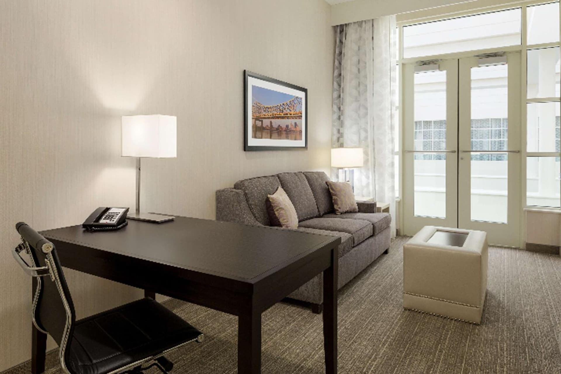 Embassy Suites Louisville Downtown gallery photo in Louisville, KY — image 32