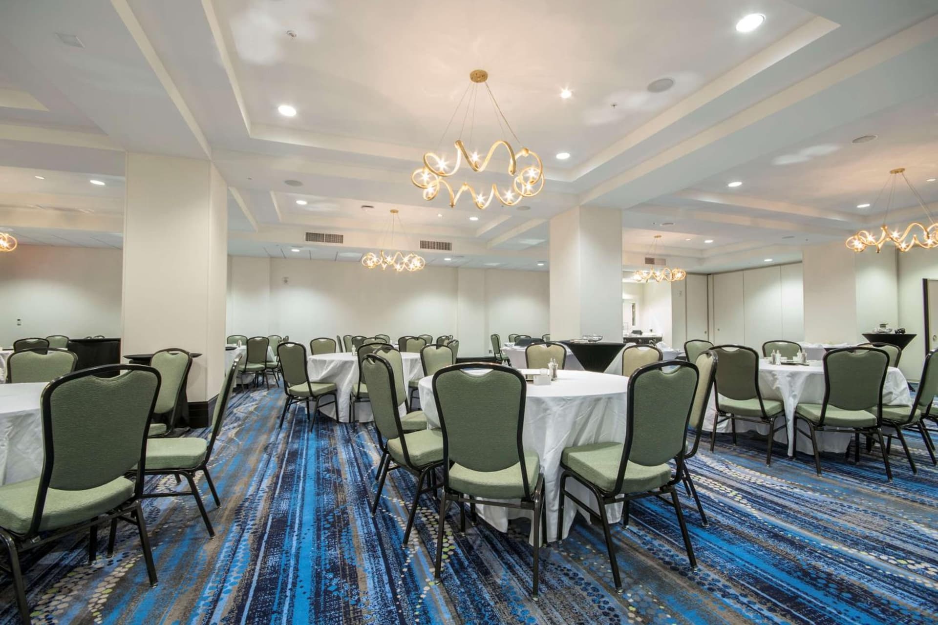 Embassy Suites Louisville Downtown gallery photo in Louisville, KY — image 47