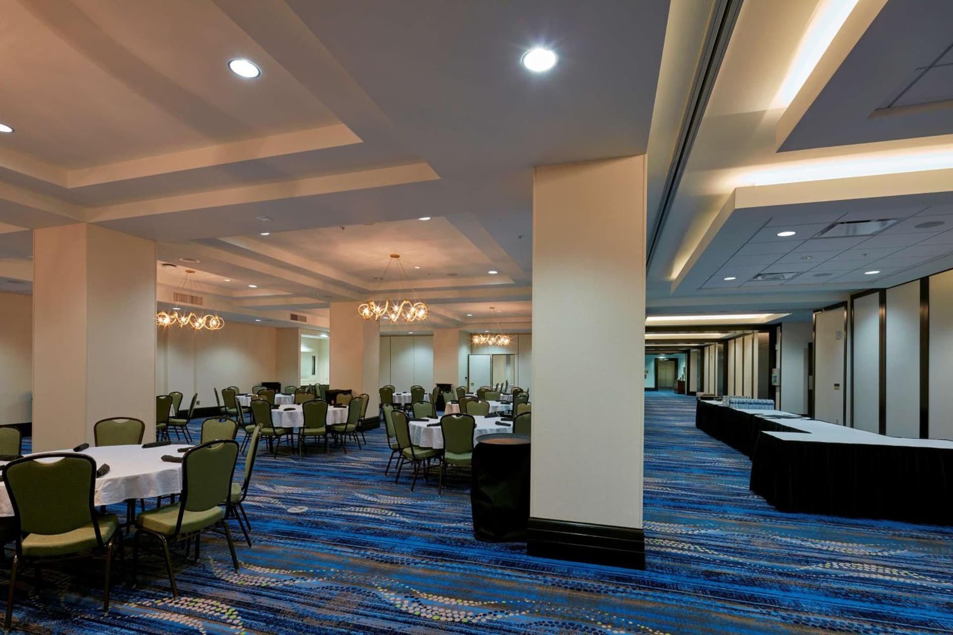 Embassy Suites Louisville Downtown gallery photo in Louisville, KY — image 60