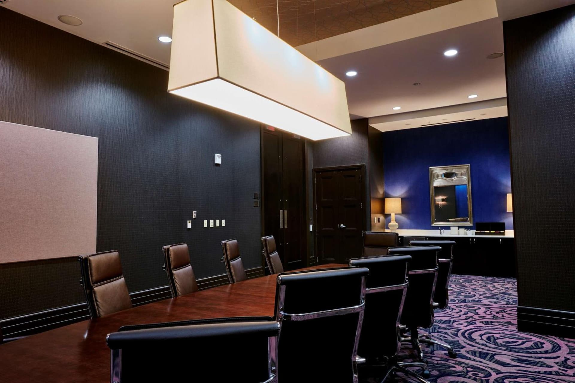Embassy Suites Louisville Downtown gallery photo in Louisville, KY — image 6