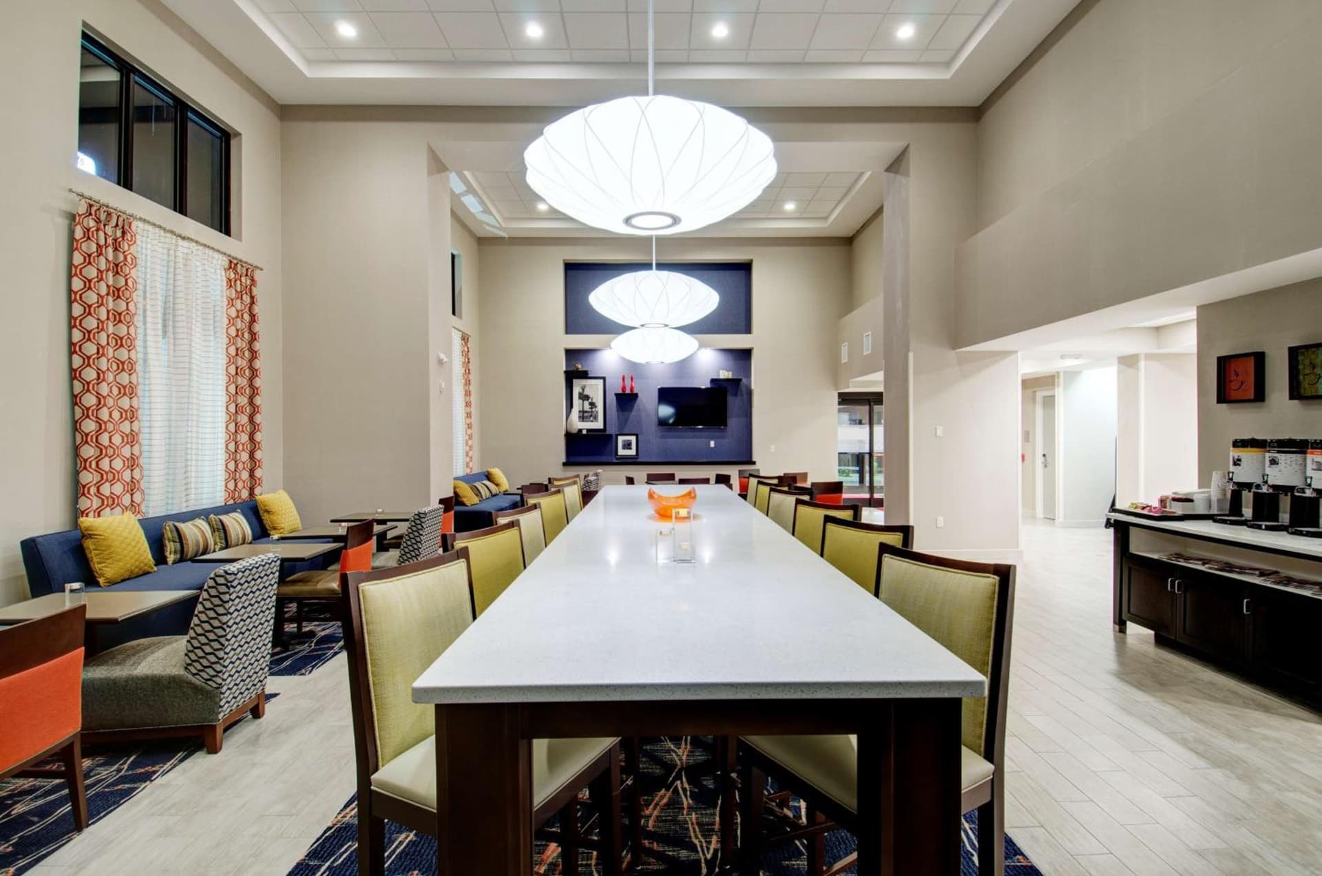 Hampton Inn & Suites Springfield Downtown gallery photo in Springfield, MA — image 16