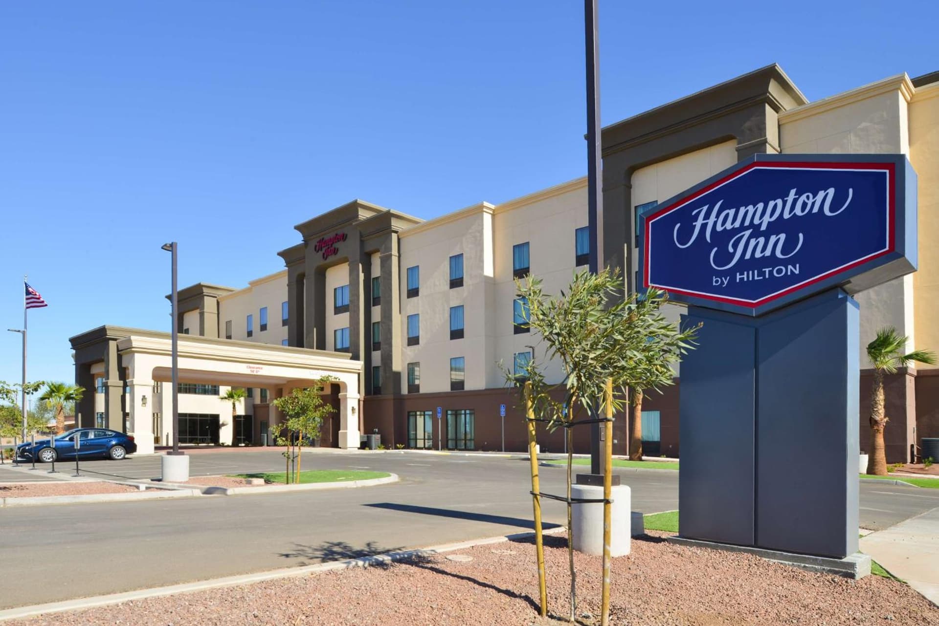 Hampton Inn El Centro property views in El Centro, CA — gallery photo 3