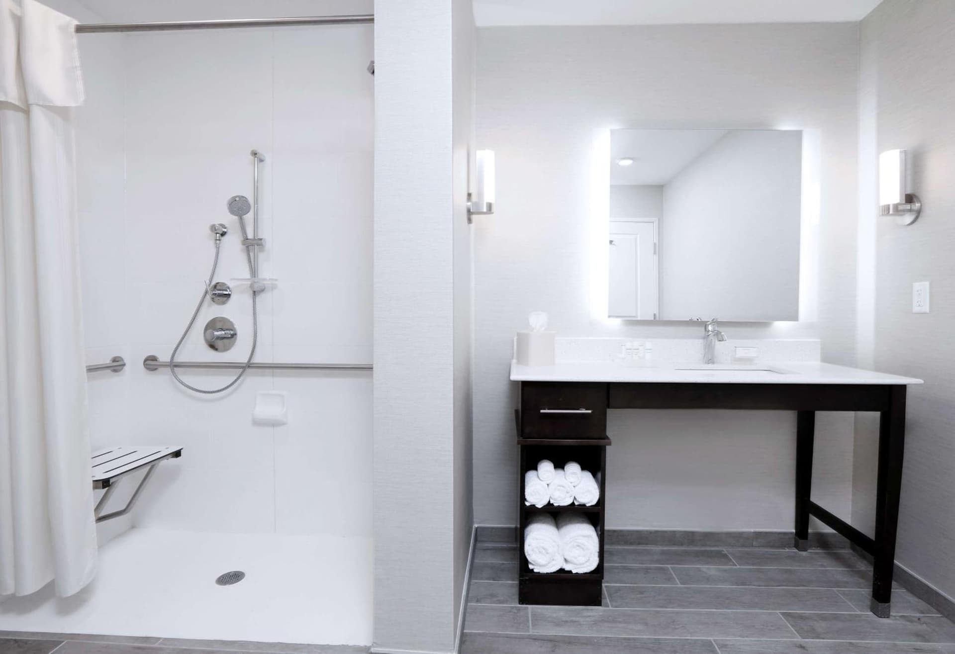 Homewood Suites By Hilton West Fargo/Sanford Medical Center gallery photo in Fargo, ND — image 11