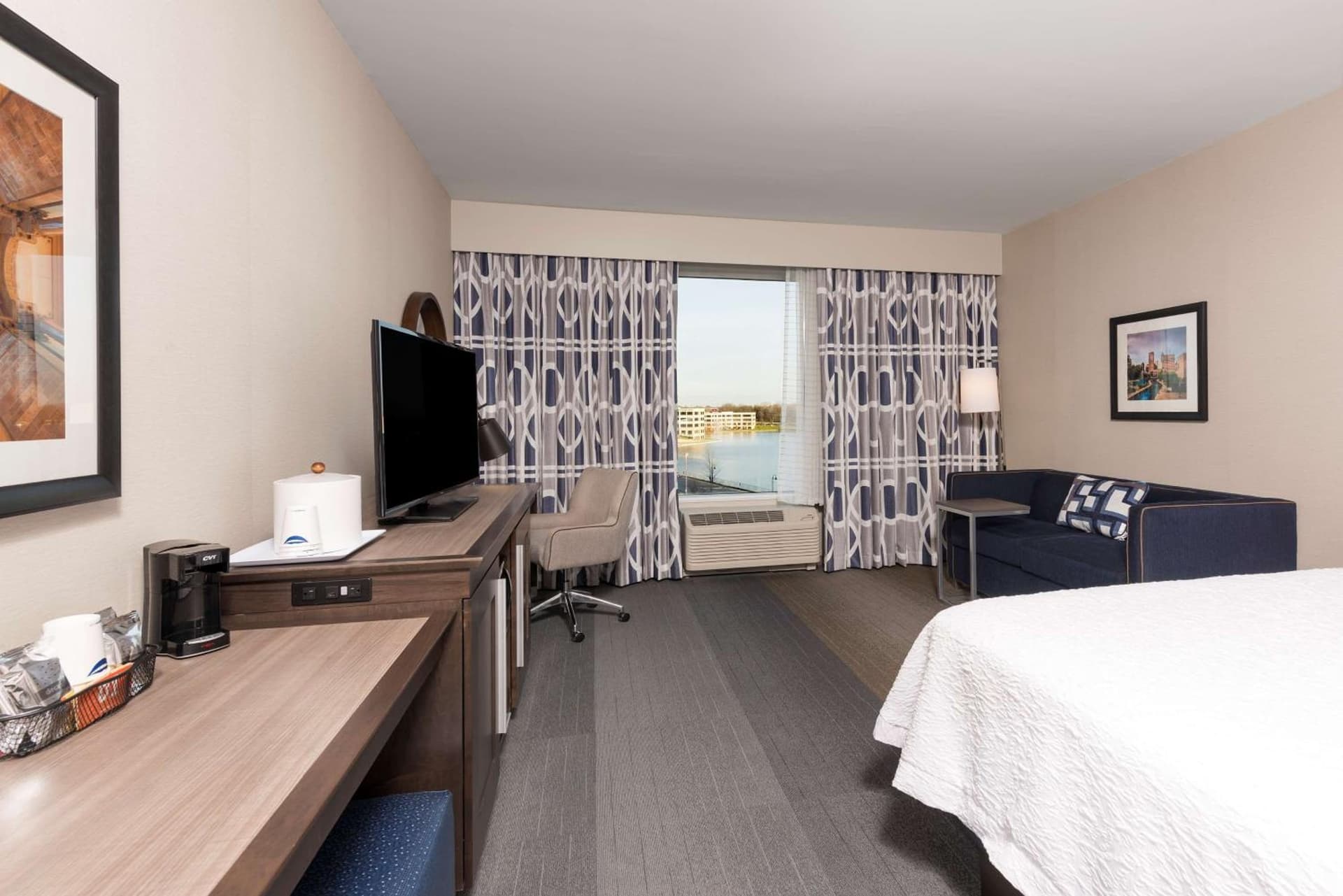 Hampton Inn & Suites Indianapolis-Keystone, IN gallery photo in Indianapolis, IN — image 30