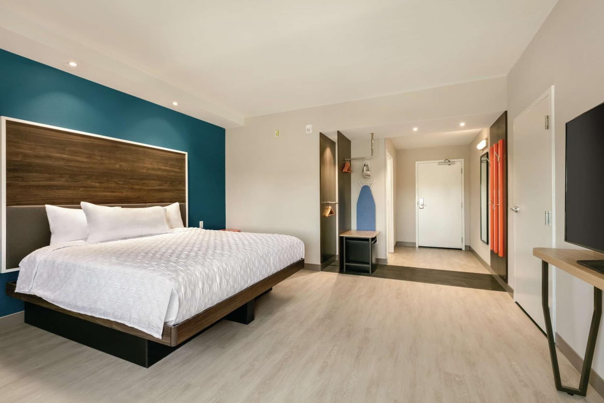 Tru By Hilton Charlotte Ayrsley gallery photo in Charlotte, NC — image 9