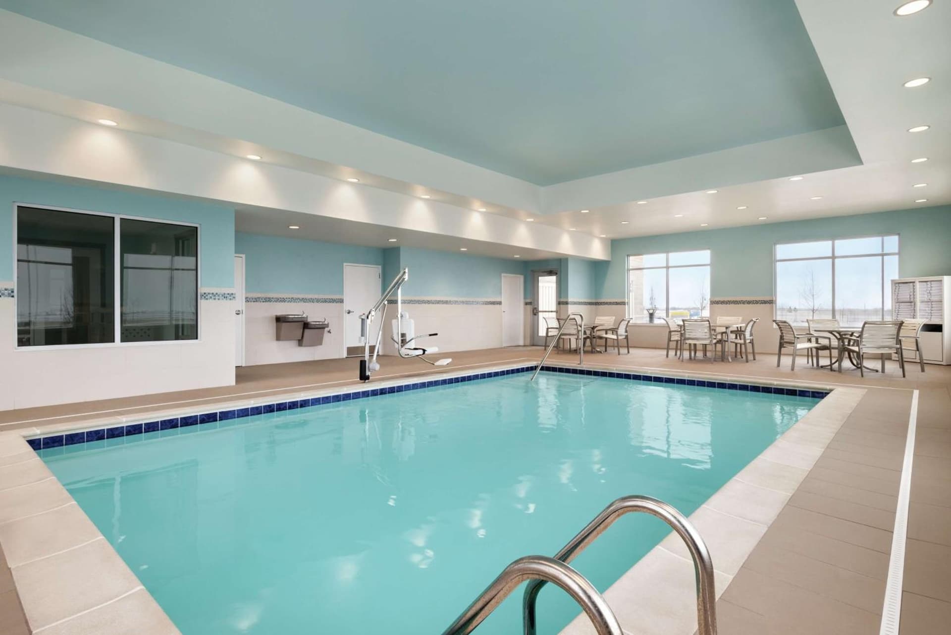 Hampton Inn Champaign Southwest gallery photo in Champaign, IL — image 17