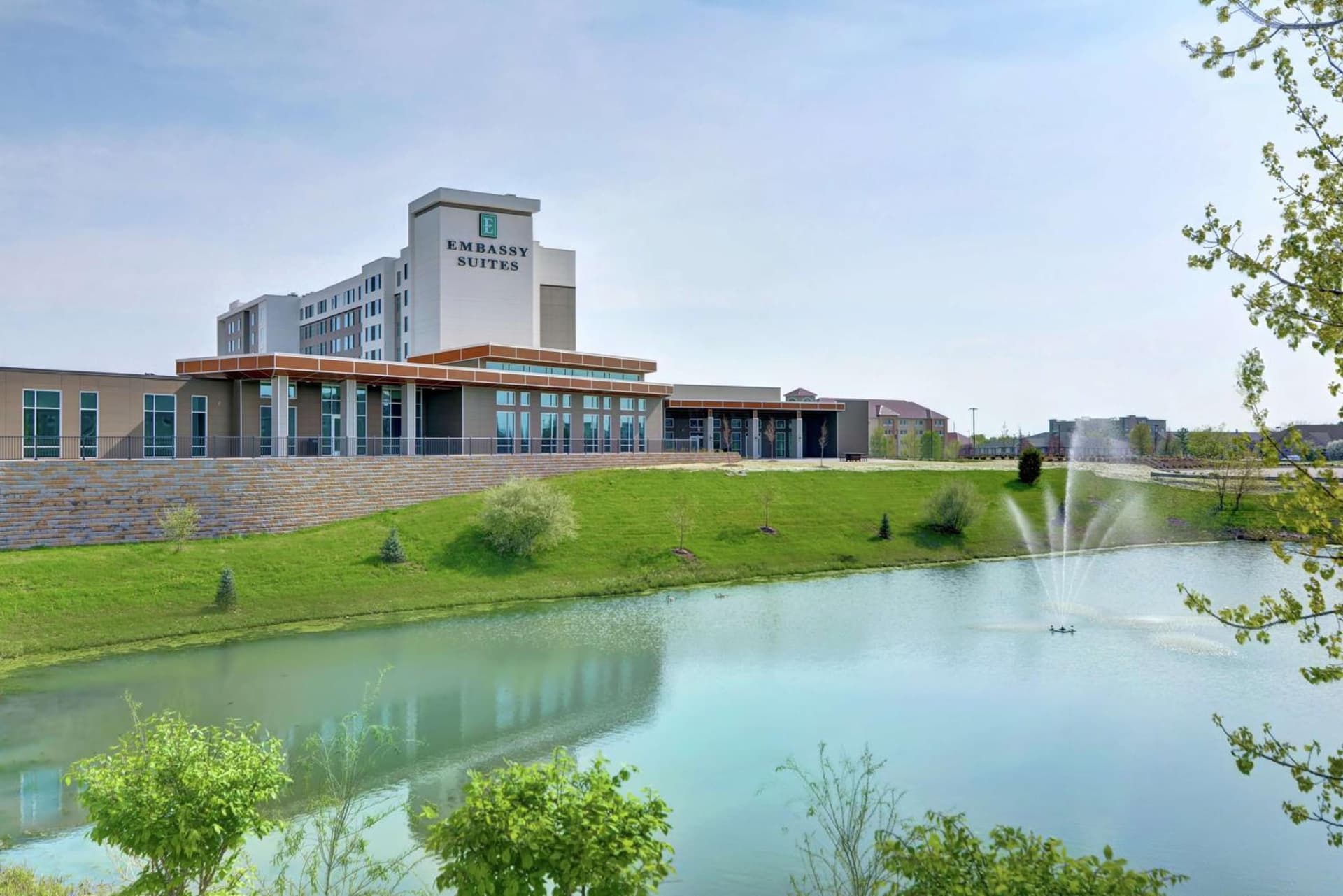 Embassy Suites By Hilton Plainfield Indianapolis Airport gallery photo in Plainfield, IN — image 11