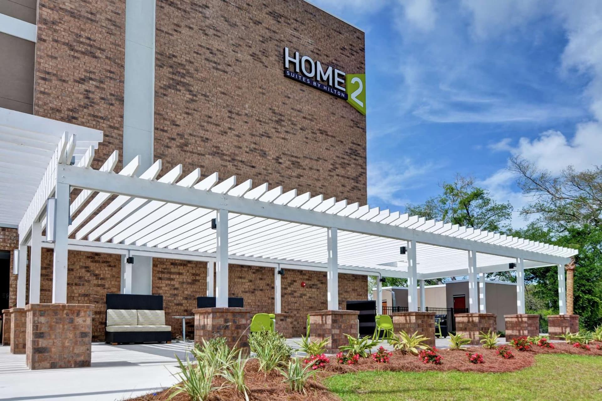 Home2 Suites By Hilton Beaufort interior in Beaufort, SC — gallery photo 2