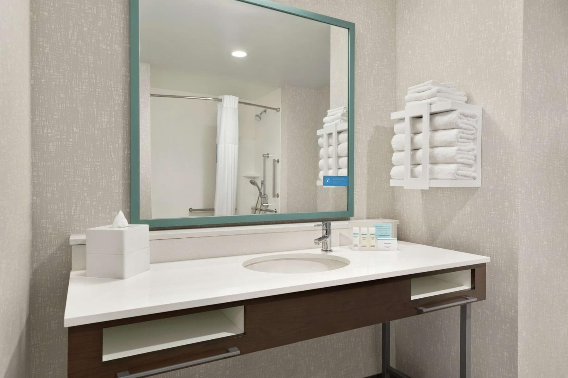 Hampton Inn West Valley Salt Lake City interior in West Valley City, UT — gallery photo 2