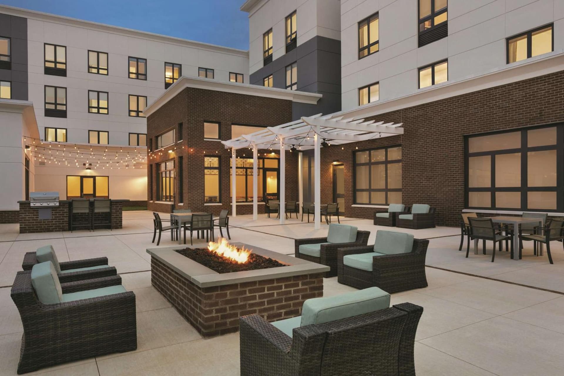 Homewood Suites By Hilton Horsham Willow Grove interior in Horsham, PA — gallery photo 2