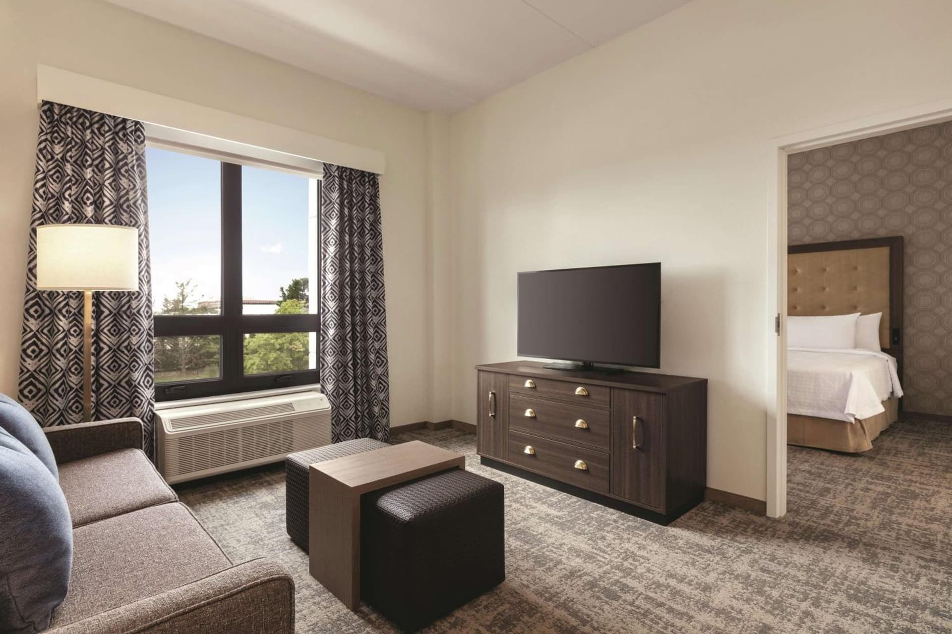 Homewood Suites By Hilton Horsham Willow Grove interior in Horsham, PA — gallery photo 2