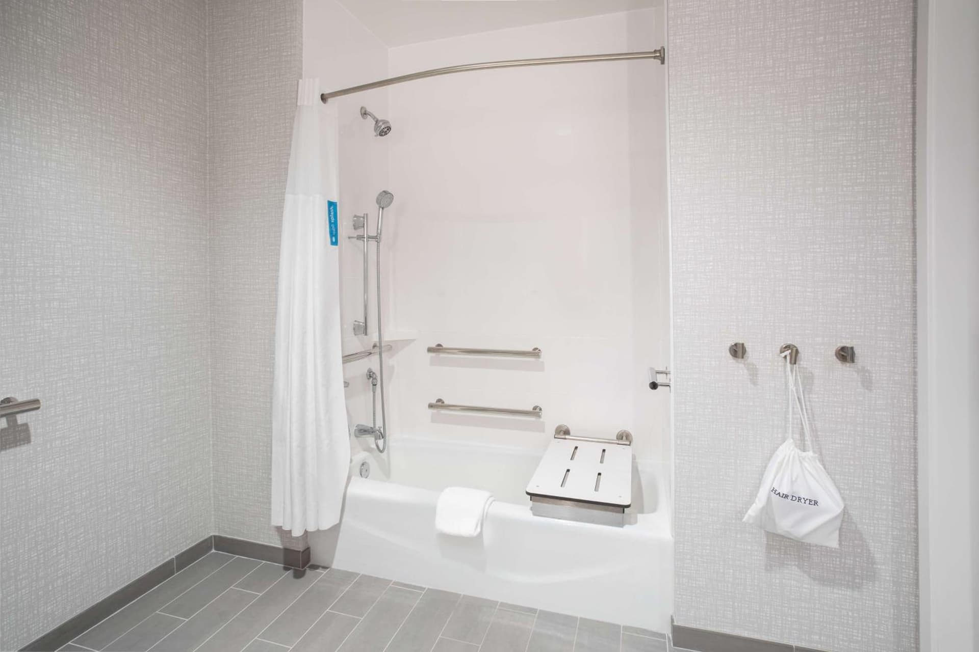 Hampton Inn & Suites Watsonville gallery photo in Watsonville, CA — image 14