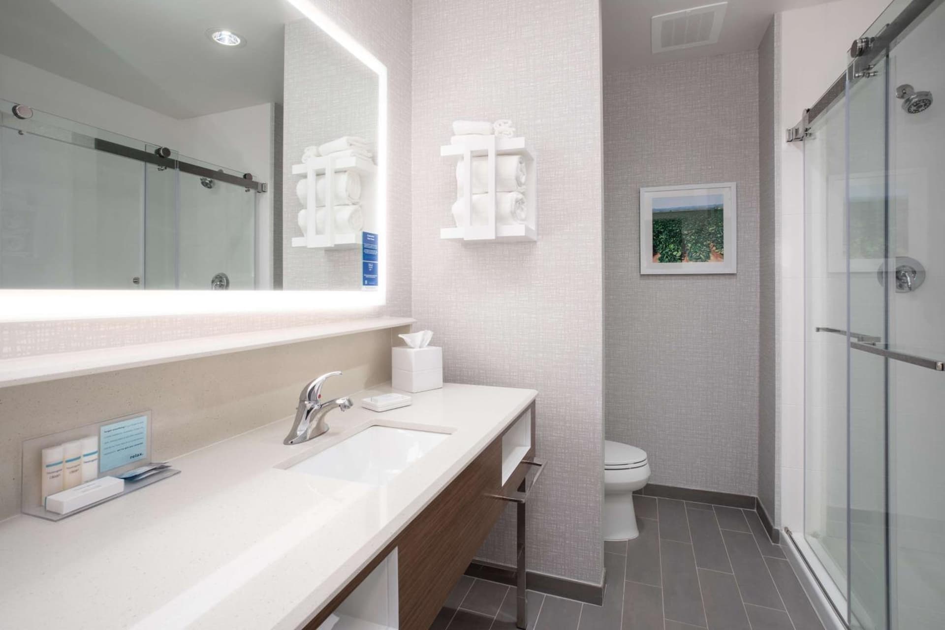 Hampton Inn & Suites Watsonville gallery photo in Watsonville, CA — image 21