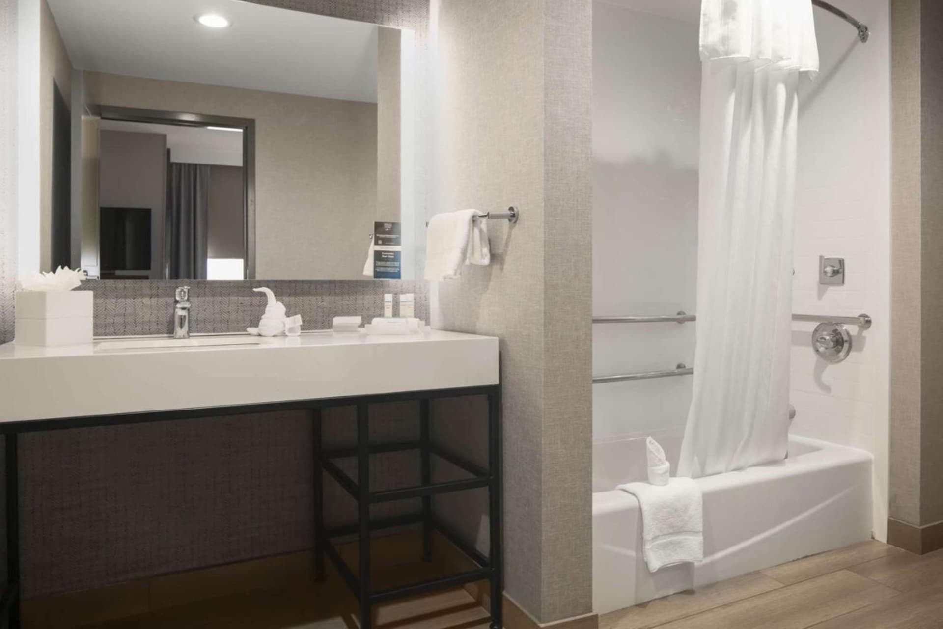 Homewood Suites by Hilton DFW Airport South, TX gallery photo in Fort Worth, TX — image 7