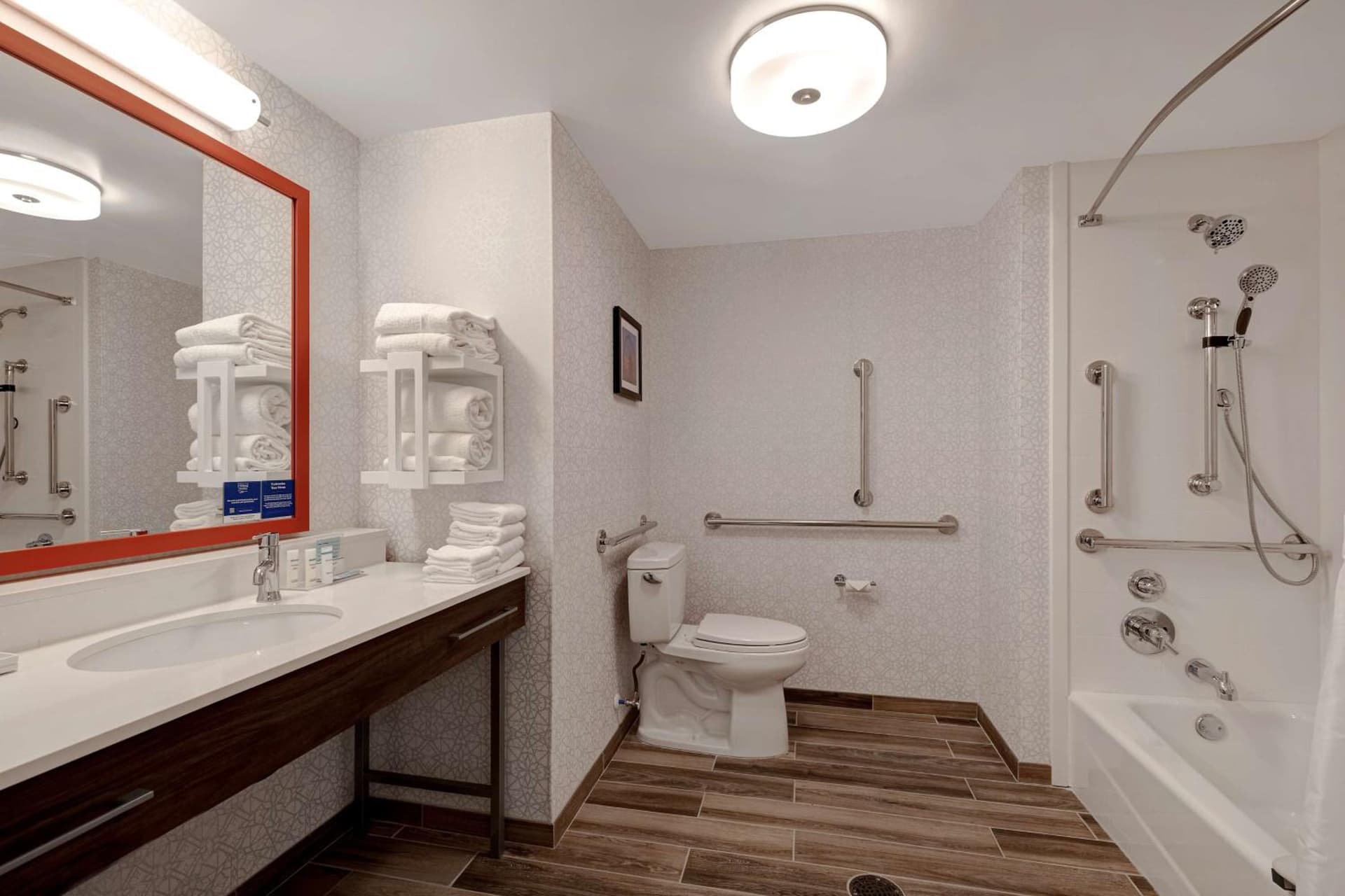 Hampton Inn Crown Point, In gallery photo in Crown Point, IN — image 9