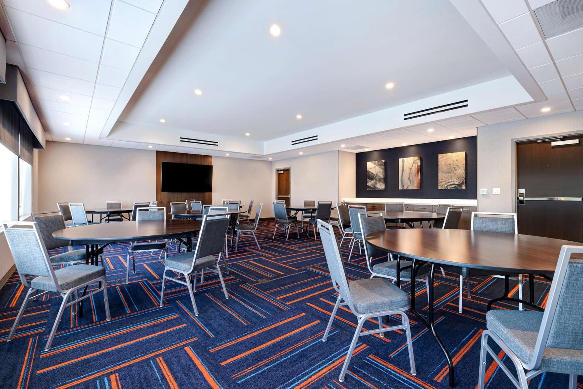 Hampton Inn Crown Point, In gallery photo in Crown Point, IN — image 10