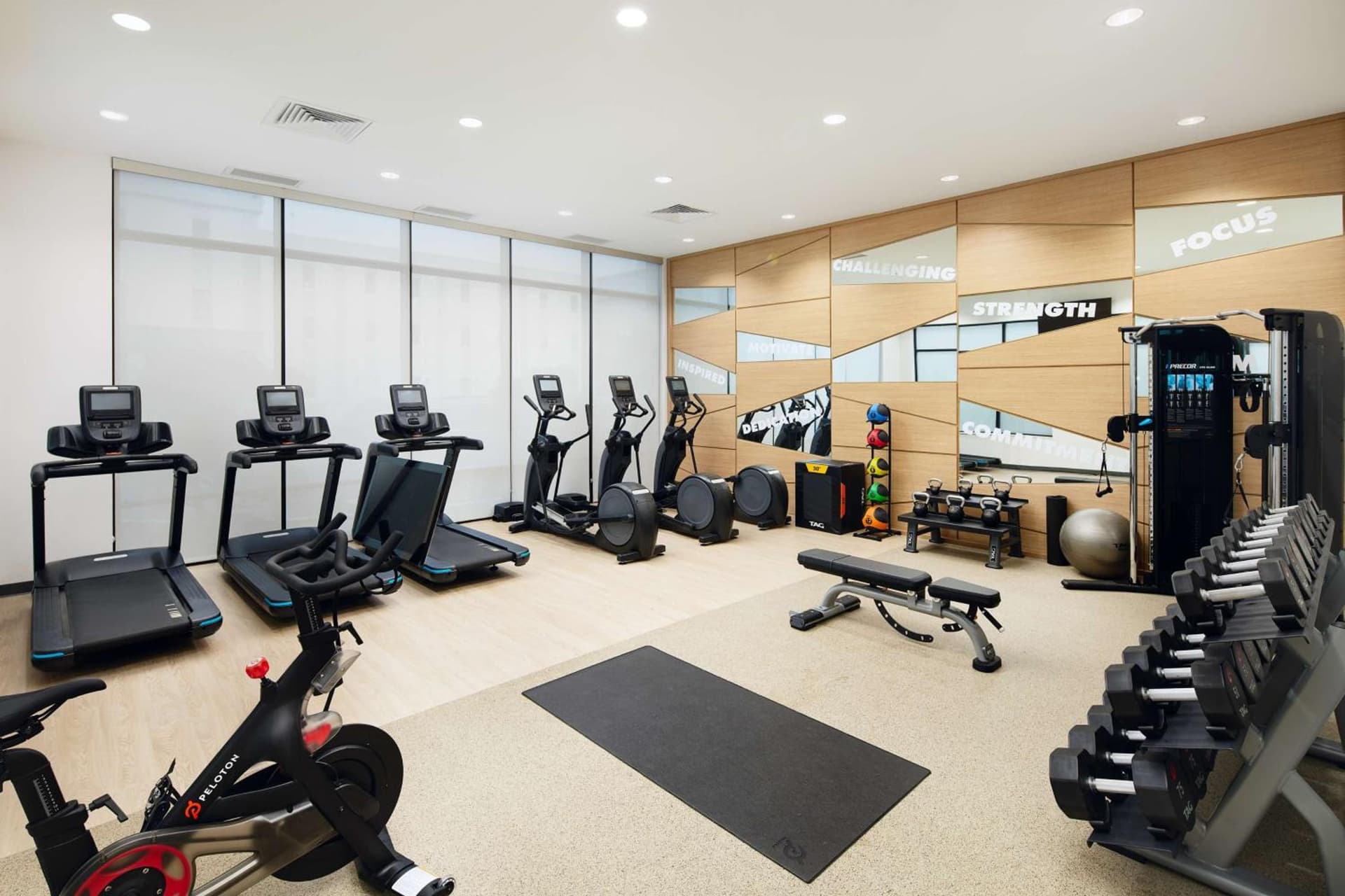 Embassy Suites By Hilton Atlanta Airport North gallery photo in Atlanta, GA — image 27