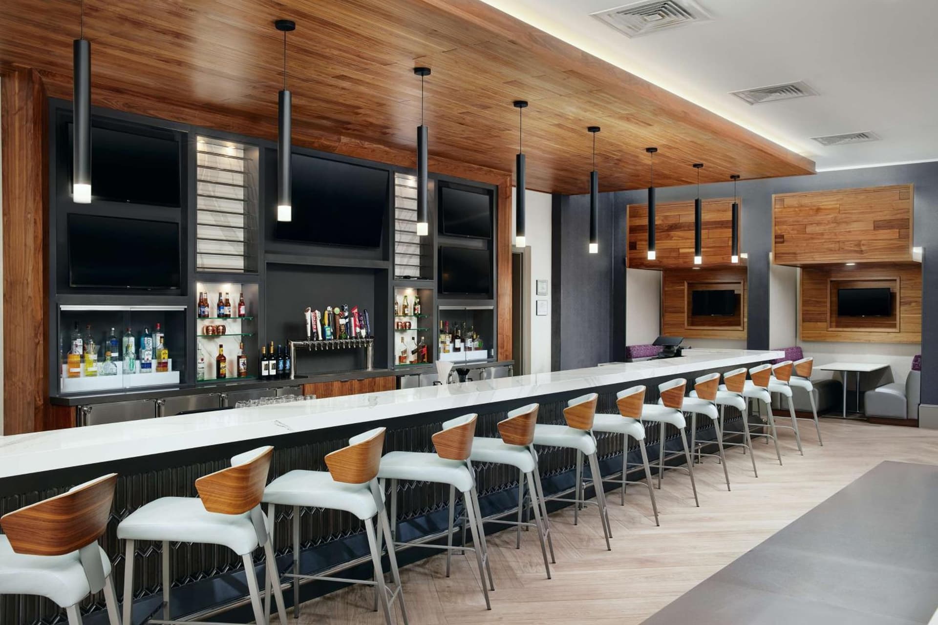 Embassy Suites By Hilton Atlanta Airport North gallery photo in Atlanta, GA — image 26