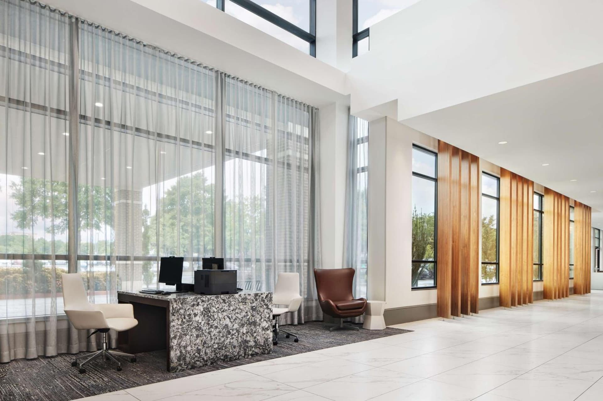 Embassy Suites By Hilton Atlanta Airport North gallery photo in Atlanta, GA — image 24