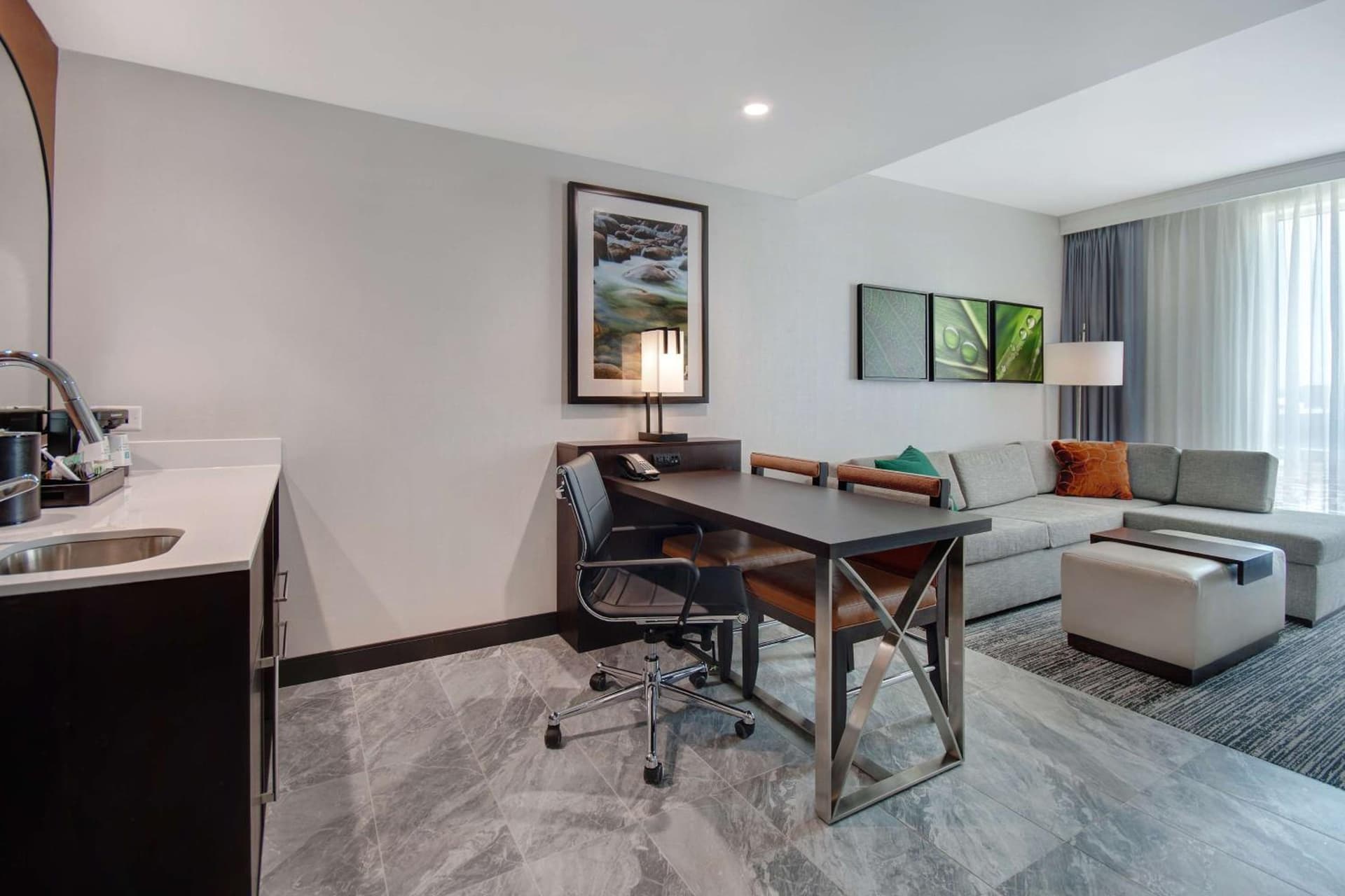 Embassy Suites By Hilton Alpharetta Halcyon gallery photo in Alpharetta, GA — image 37