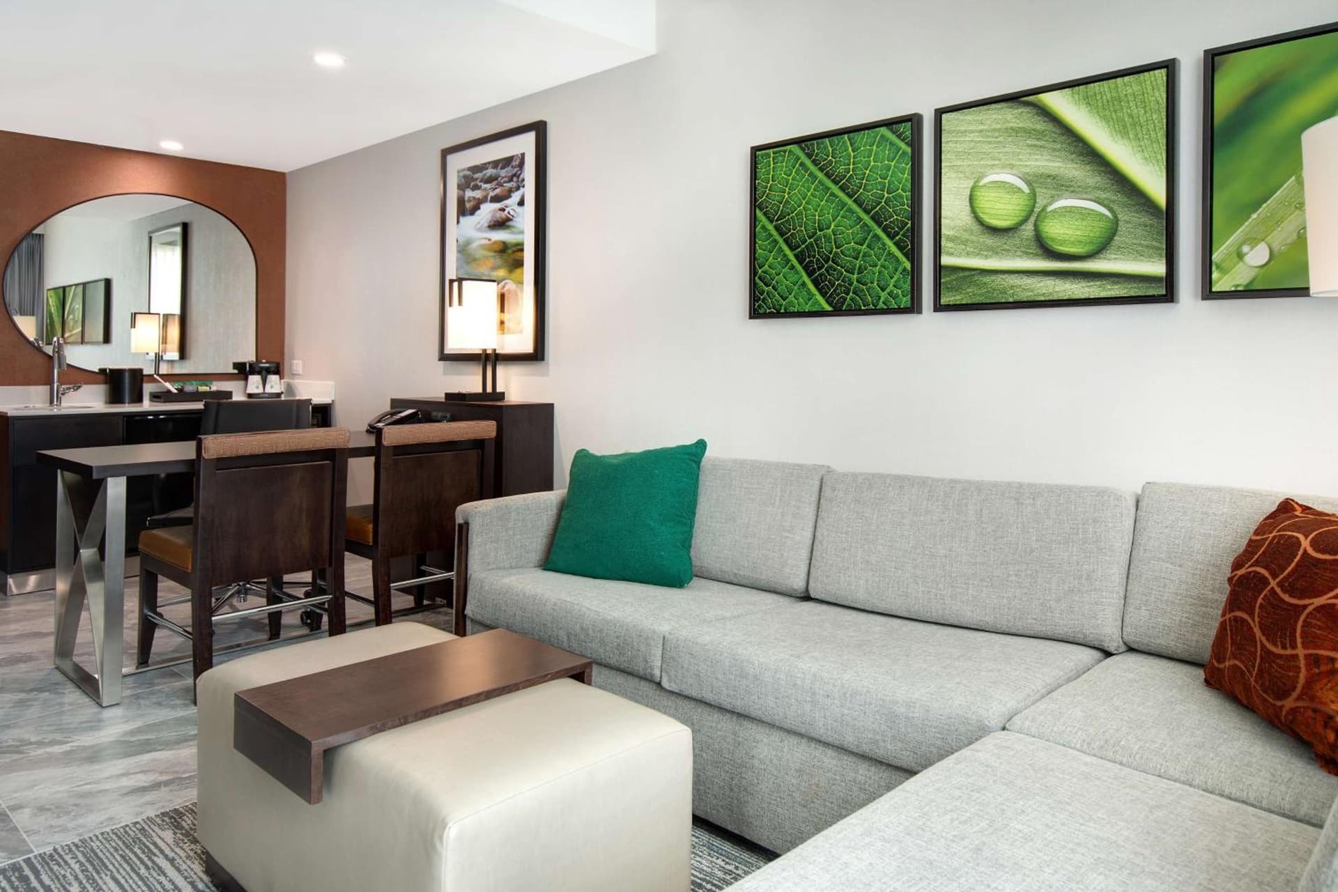 Embassy Suites By Hilton Alpharetta Halcyon gallery photo in Alpharetta, GA — image 32