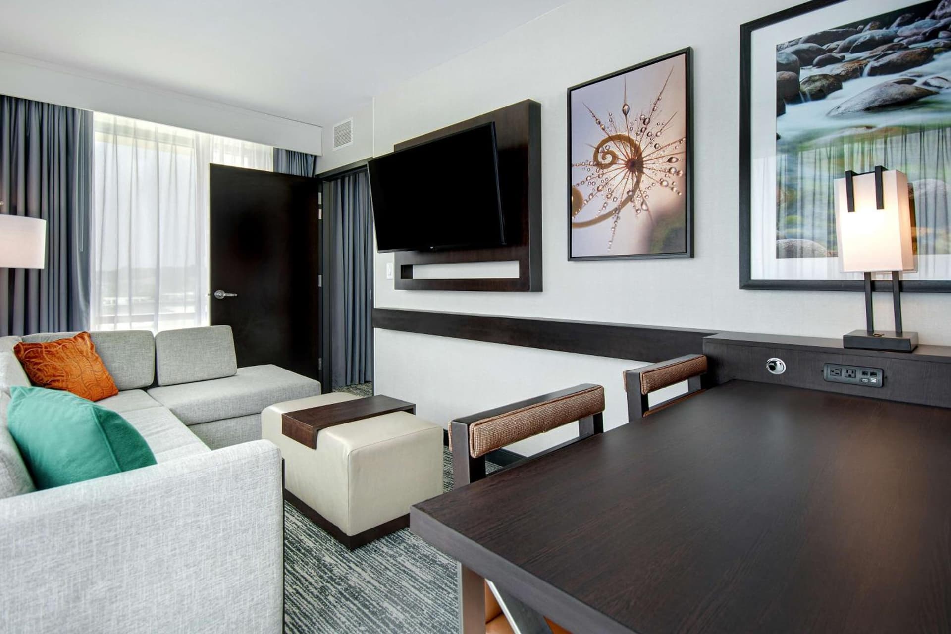 Embassy Suites By Hilton Alpharetta Halcyon gallery photo in Alpharetta, GA — image 33
